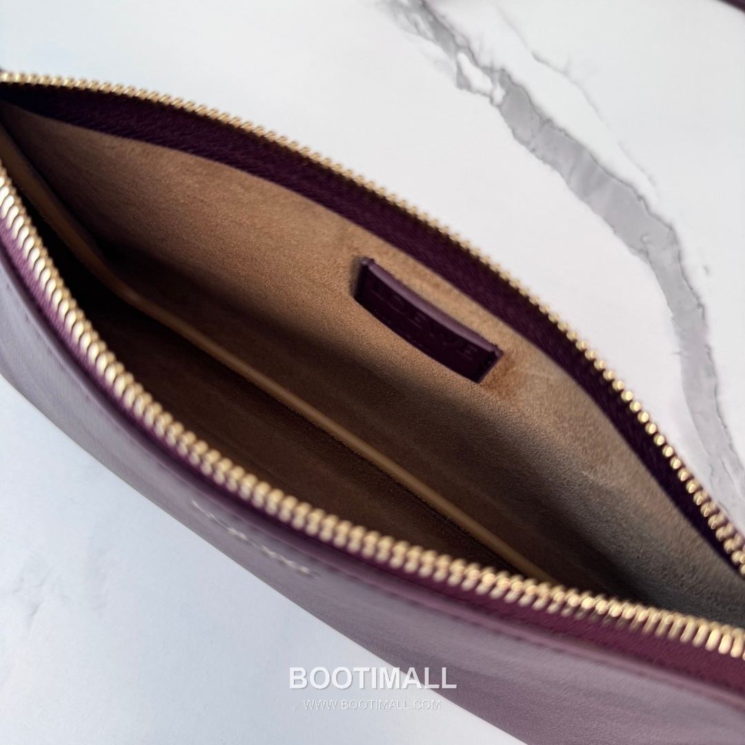 Loewe Joya Nappa Calfskin Clutch Crossbody Bag 26254468 로에베 조야 나파 카프스킨 클러치 크로스백 22cm 17