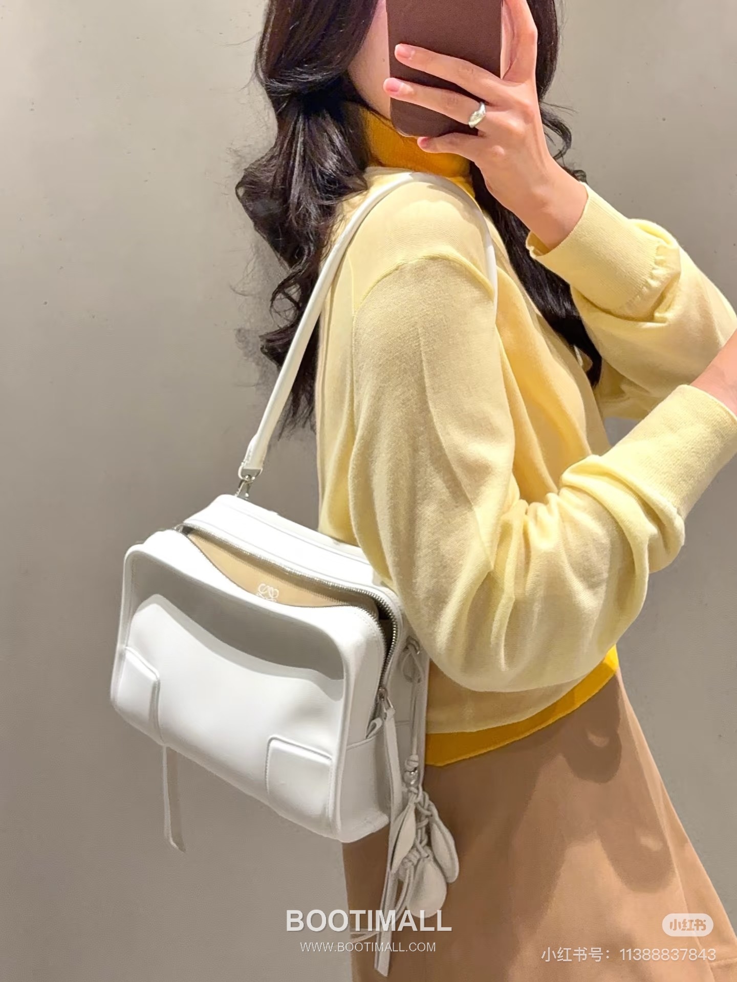 Loewe Amazona 180 Soft Calfskin Top Handle Bag 26255295 로에베 아마조나 180 소프트 카프스킨 탑핸들백 24.5cm 2