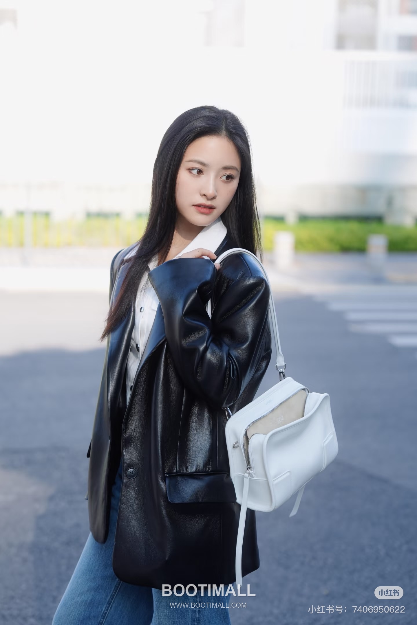 Loewe Amazona 180 Soft Calfskin Top Handle Bag 26255295 로에베 아마조나 180 소프트 카프스킨 탑핸들백 24.5cm 4