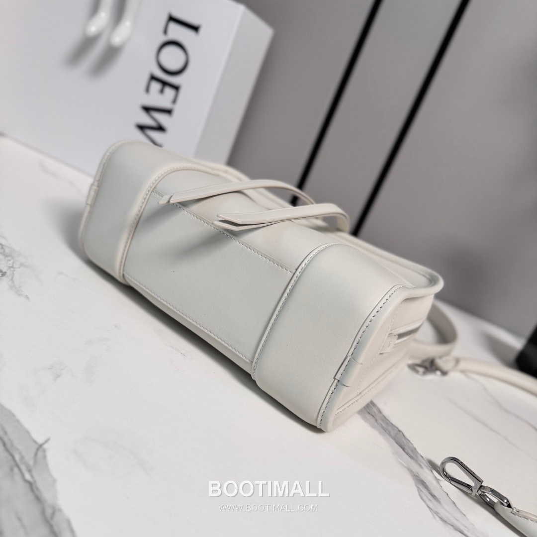 Loewe Amazona 180 Soft Calfskin Top Handle Bag 26255295 로에베 아마조나 180 소프트 카프스킨 탑핸들백 24.5cm 13