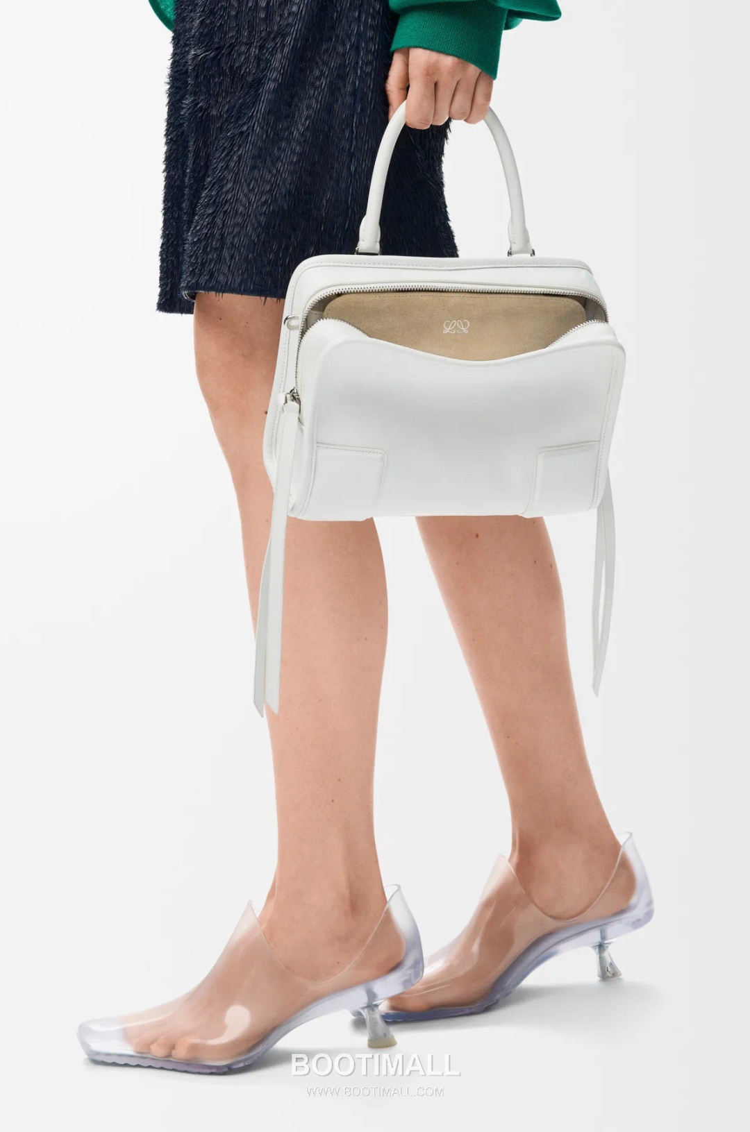 Loewe Amazona 180 Soft Calfskin Top Handle Bag 26255295 로에베 아마조나 180 소프트 카프스킨 탑핸들백 24.5cm 26