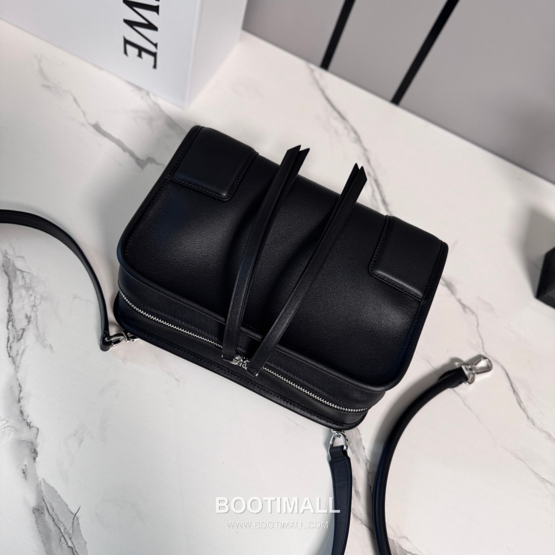 Loewe Amazona 180 Soft Calfskin Top Handle Bag 26255295 로에베 아마조나 180 소프트 카프스킨 탑핸들백 24.5cm 14