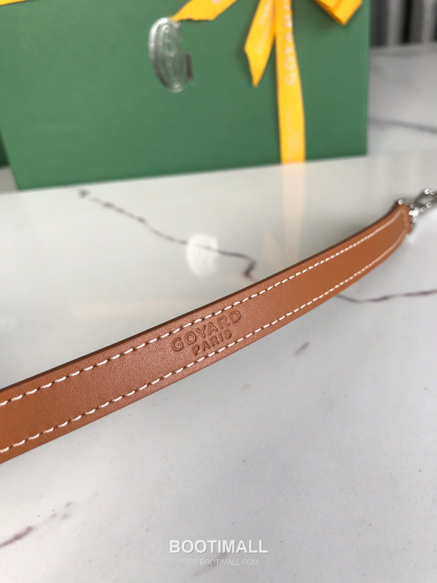 Goyard Montmartre GM Goyardine Canvas Crossbody Pouch 고야드 몽마르트르 GM 고야딘 캔버스 크로스바디 파우치 10cm 9