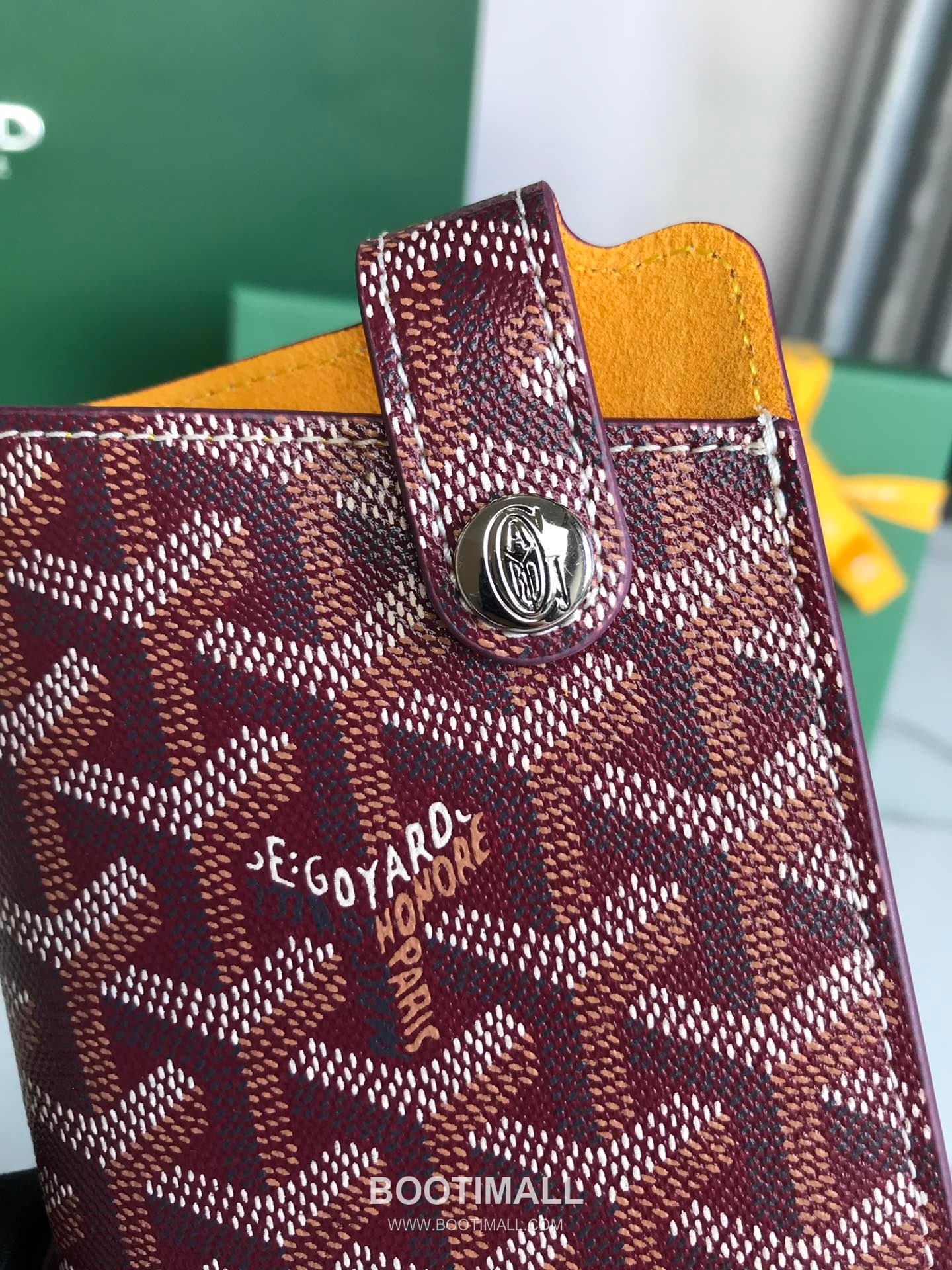 Goyard Montmartre GM Goyardine Canvas Crossbody Pouch 고야드 몽마르트르 GM 고야딘 캔버스 크로스바디 파우치 10cm 5