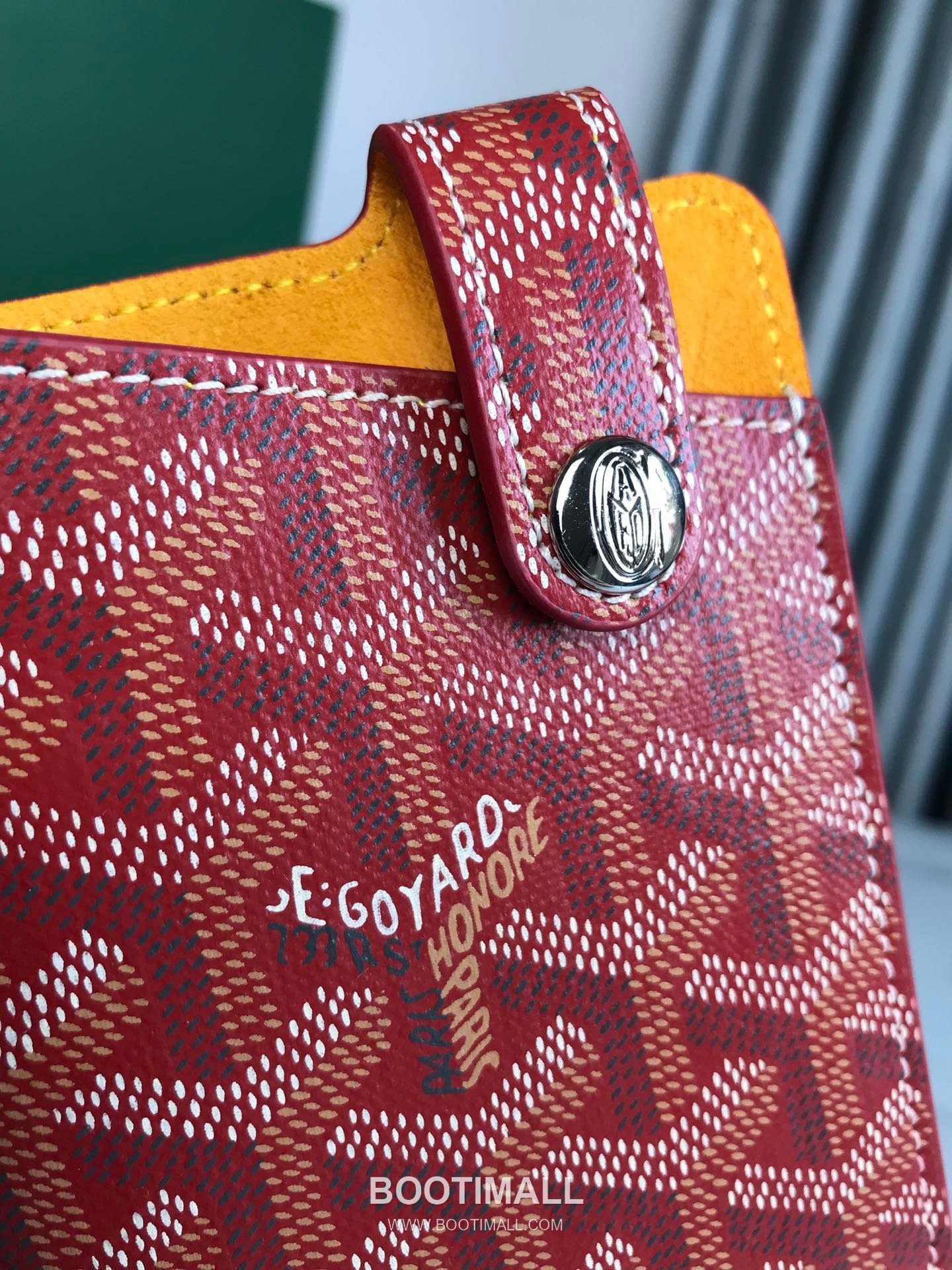 Goyard Montmartre GM Goyardine Canvas Crossbody Pouch 고야드 몽마르트르 GM 고야딘 캔버스 크로스바디 파우치 10cm 5