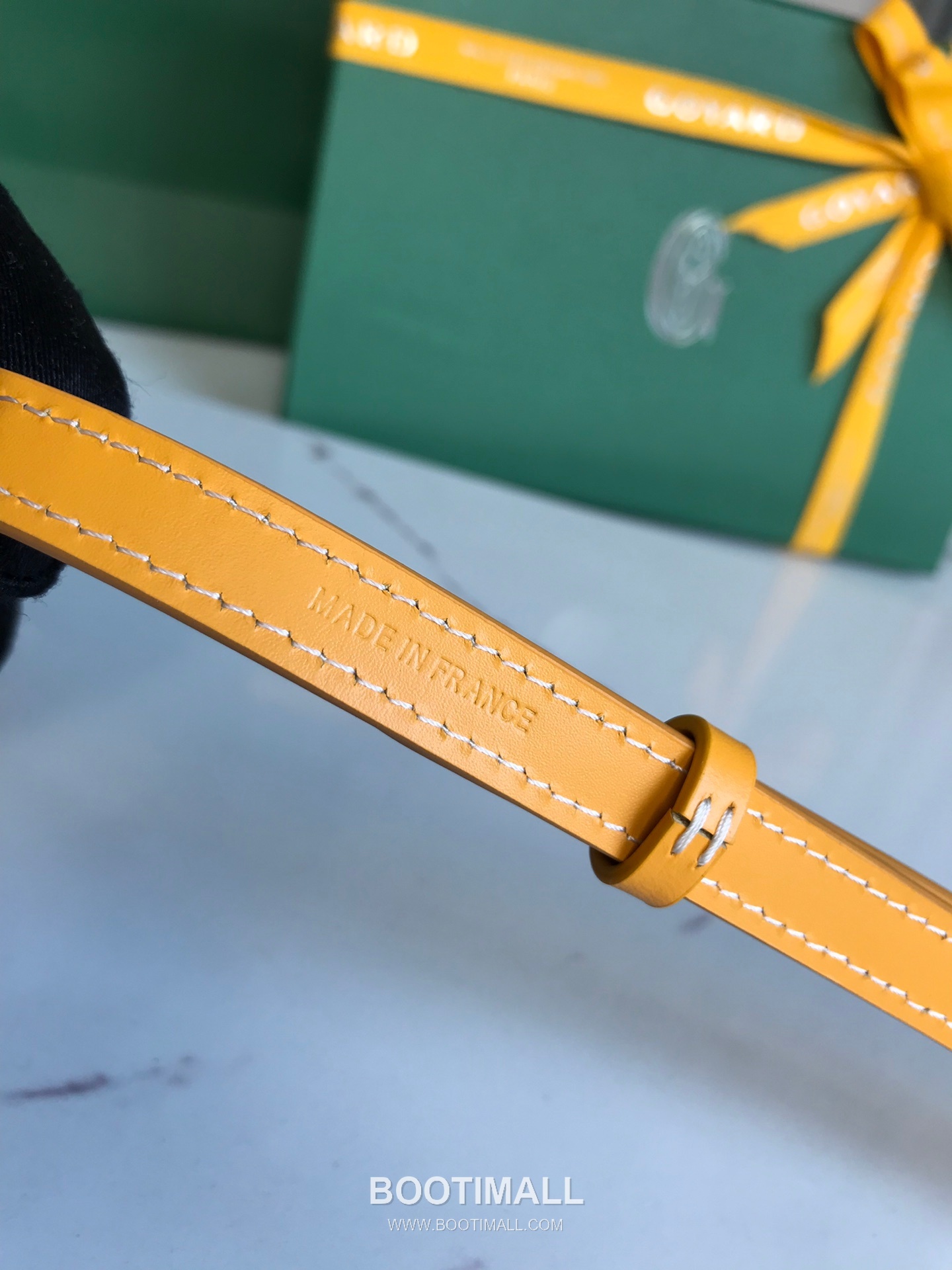 Goyard Montmartre GM Goyardine Canvas Crossbody Pouch 고야드 몽마르트르 GM 고야딘 캔버스 크로스바디 파우치 10cm 9