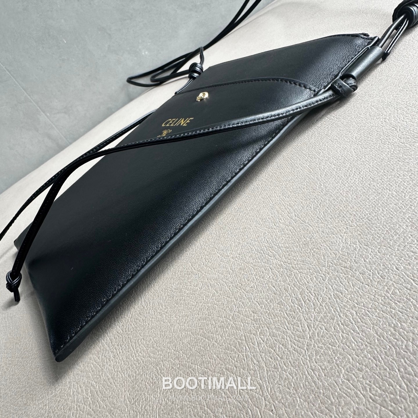 Celine Sharp Pouch Lambskin Crossbody Phone Bag 10P812 셀린느 샤프 파우치 램스킨 크로스바디 폰백 24cm 6