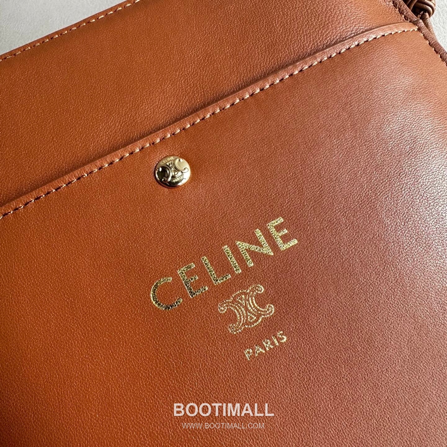Celine Sharp Pouch Lambskin Crossbody Phone Bag 10P812 셀린느 샤프 파우치 램스킨 크로스바디 폰백 24cm 4