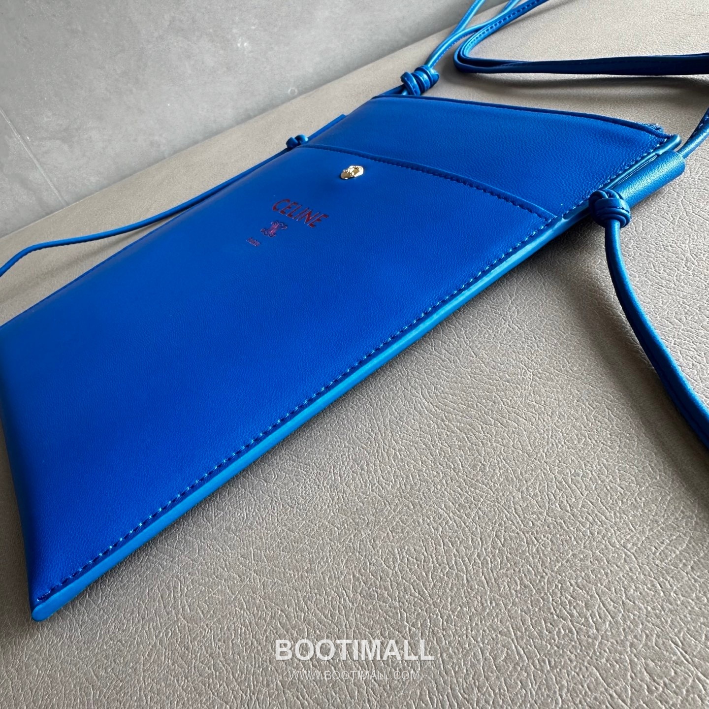 Celine Sharp Pouch Lambskin Crossbody Phone Bag 10P812 셀린느 샤프 파우치 램스킨 크로스바디 폰백 24cm 5