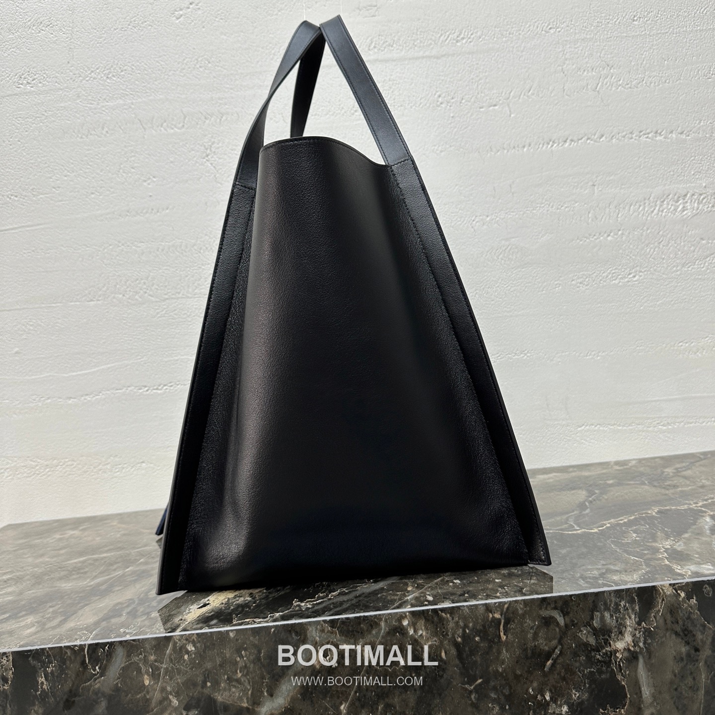 Celine Cube Medium Calfskin Tote Bag 123422 셀린느 큐브 미디엄 카프스킨 토트백 36cm 3