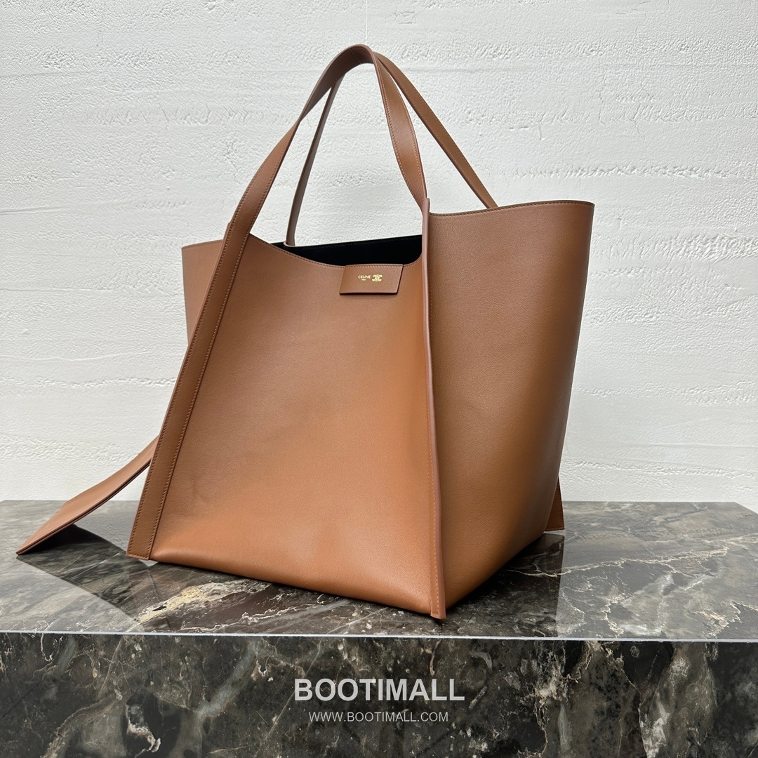 Celine Cube Medium Calfskin Tote Bag 123422 셀린느 큐브 미디엄 카프스킨 토트백 36cm 2