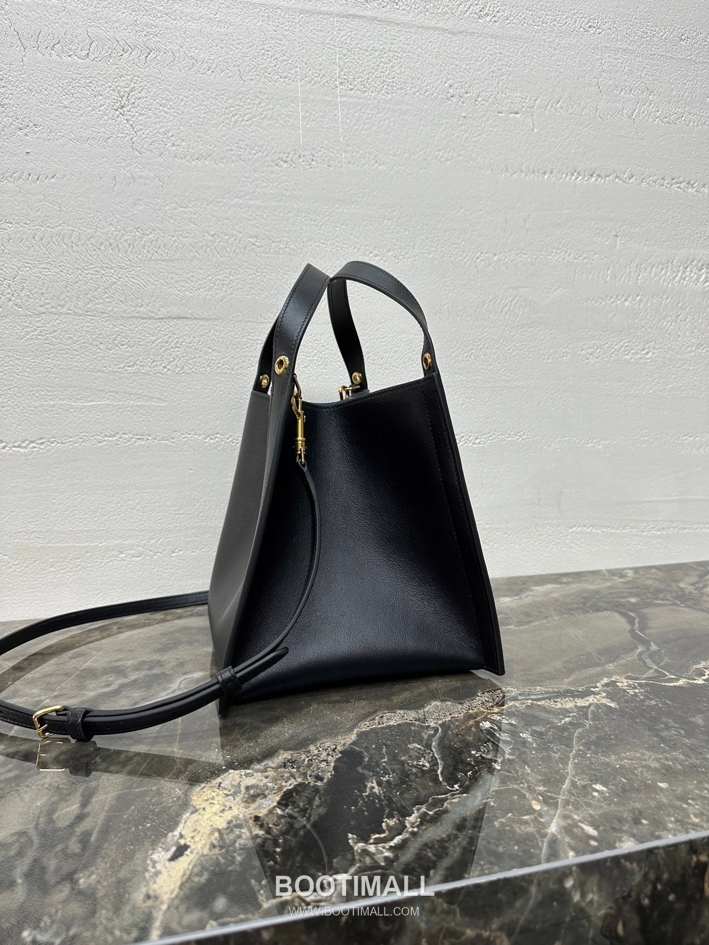 Celine Cubo Small Calfskin Leather Tote Bag 124182 셀린느 큐보 스몰 카프스킨 레더 토트백 21cm 3