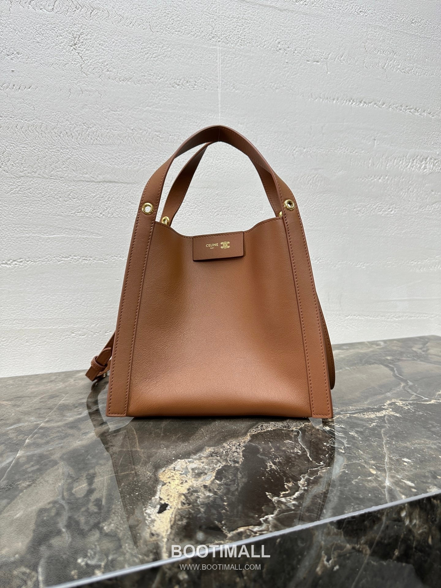 Celine Cubo Small Calfskin Leather Tote Bag 124182 셀린느 큐보 스몰 카프스킨 레더 토트백 21cm 1
