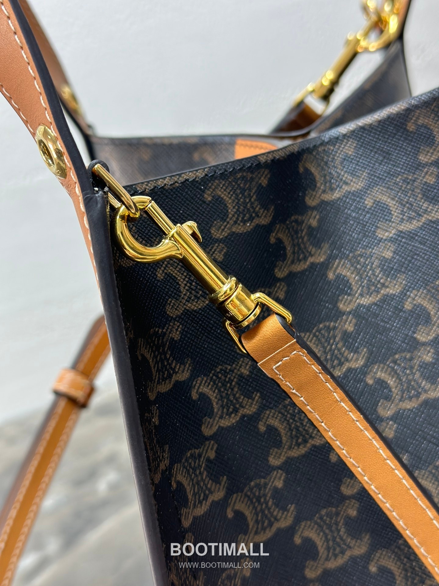 Celine Cubo Small Calfskin Leather Tote Bag 124182 셀린느 큐보 스몰 카프스킨 레더 토트백 21cm 5