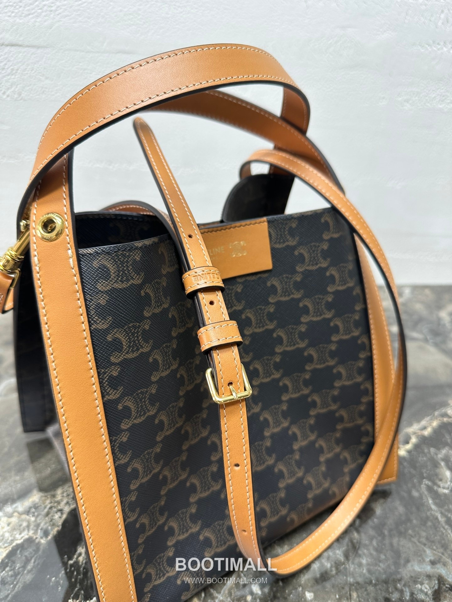 Celine Cubo Small Calfskin Leather Tote Bag 124182 셀린느 큐보 스몰 카프스킨 레더 토트백 21cm 7