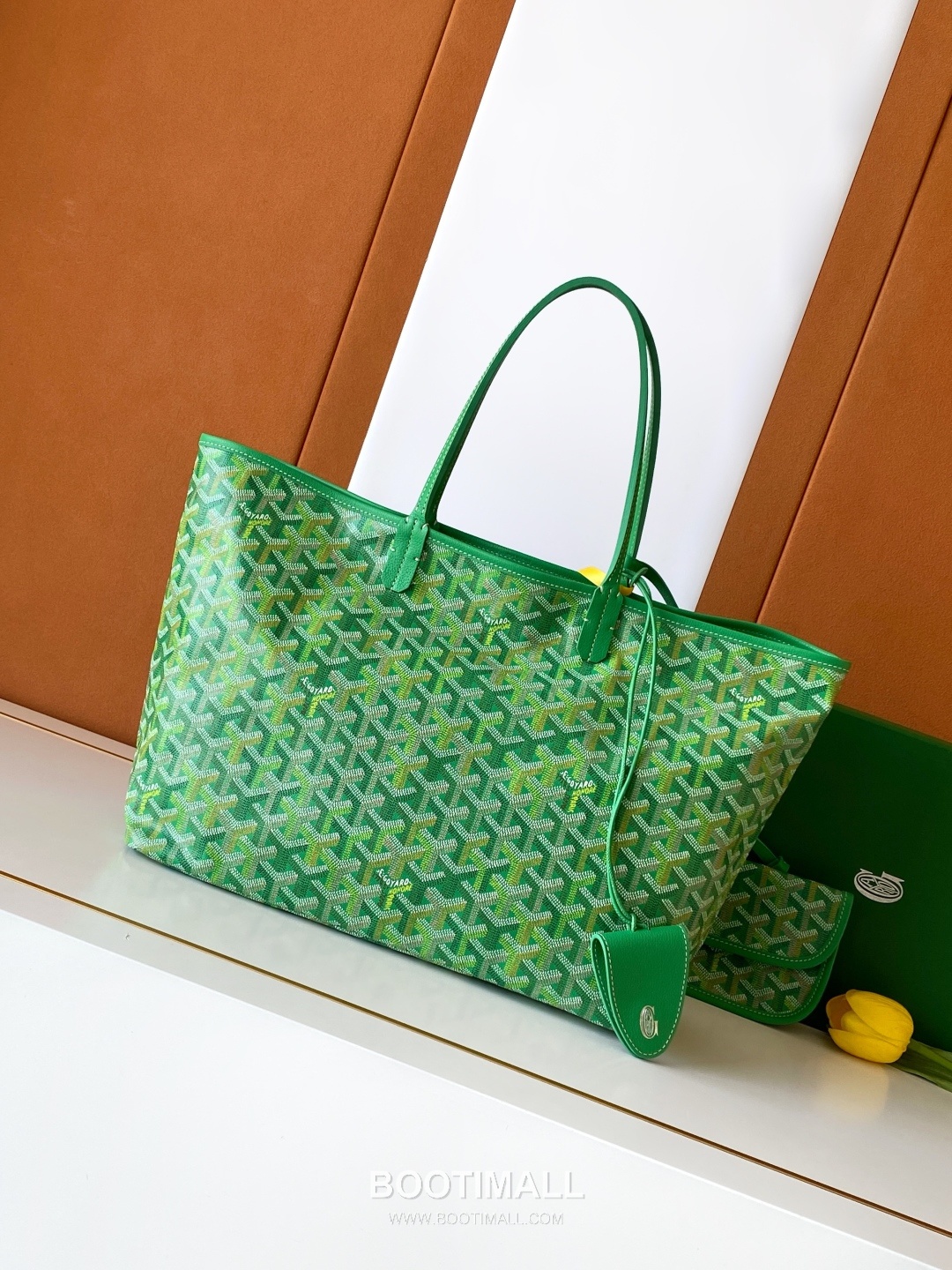 Goyard Saint Louis PM Limited Edition Multicolor Goyardine Canvas Tote Bag G8002 고야드 생루이 PM 리미티드 멀티컬러 고야딘 캔버스 토트백 34cm 3