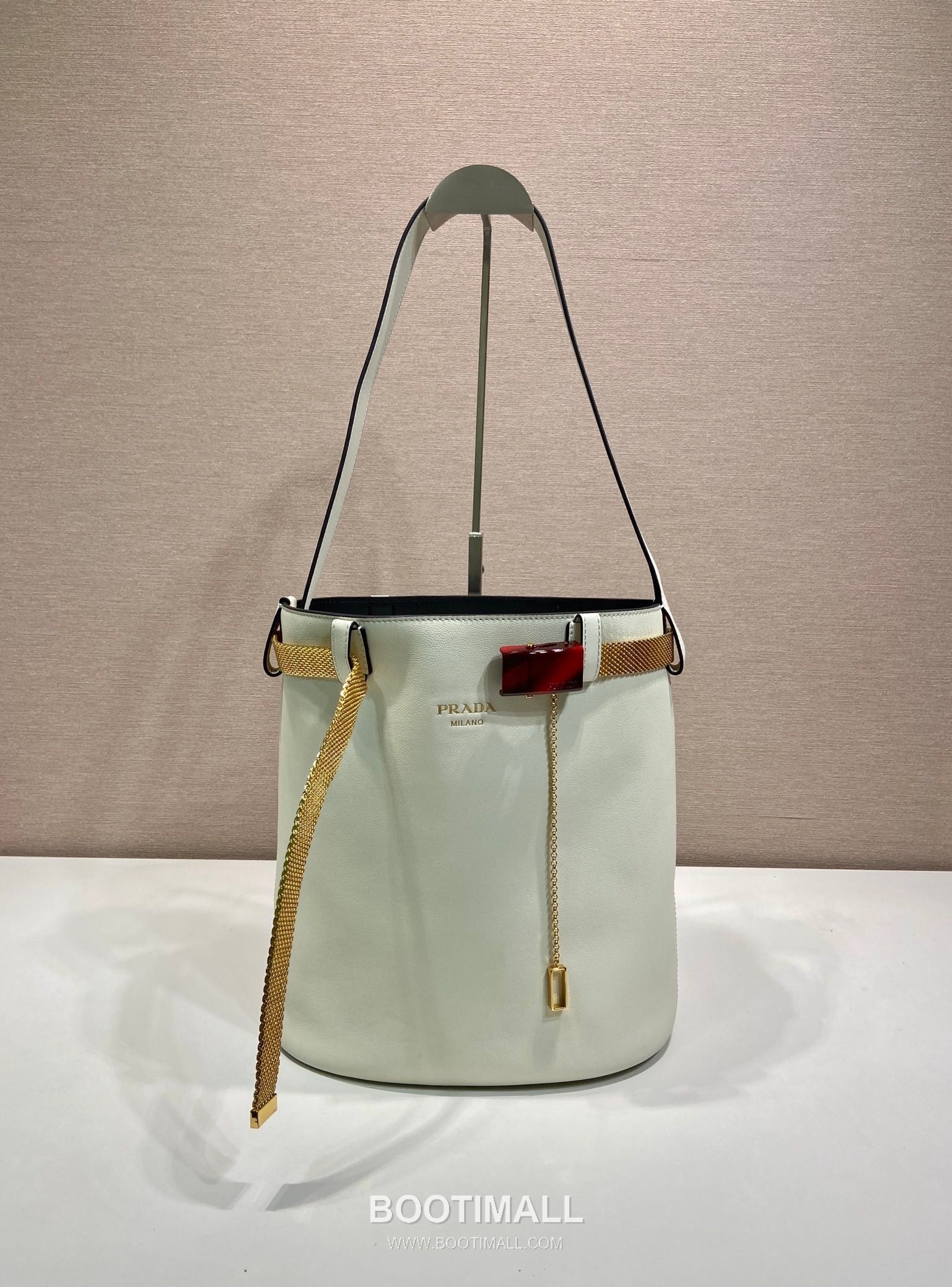 Prada Buckle Leather Bucket Bag 1BE085 프라다 버클 레더 버킷백 29cm 1