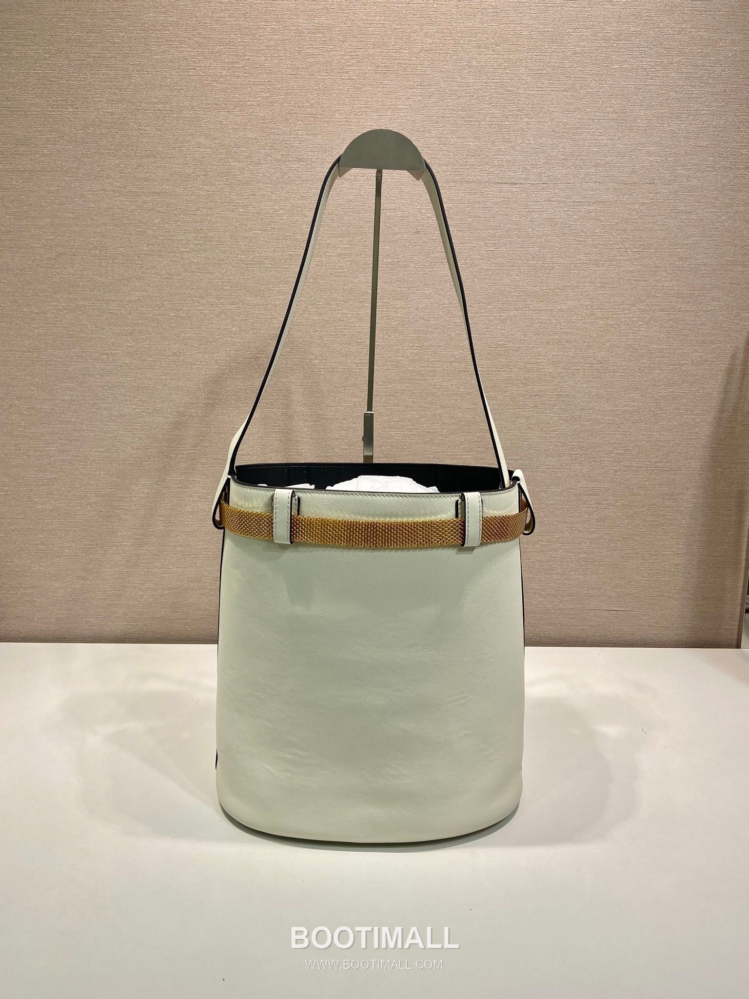 Prada Buckle Leather Bucket Bag 1BE085 프라다 버클 레더 버킷백 29cm 5