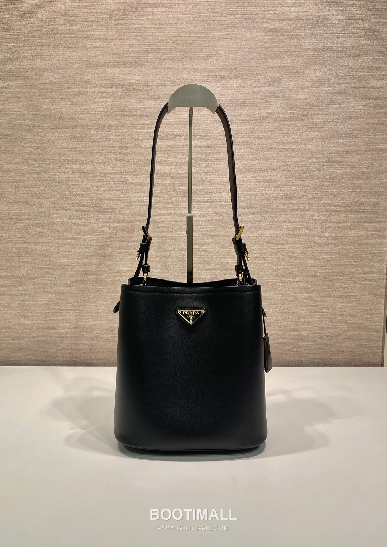 Prada Leather Bucket Bag 1BE080 프라다 레더 버킷백 22.5cm 1