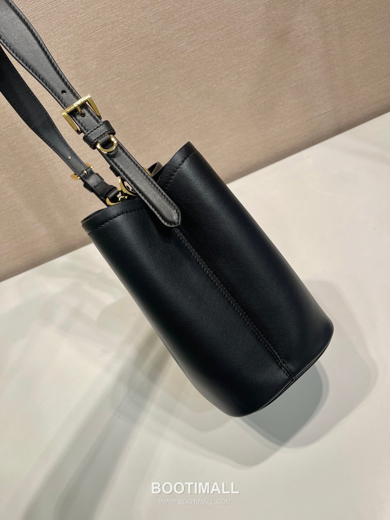 Prada Leather Bucket Bag 1BE080 프라다 레더 버킷백 22.5cm 5