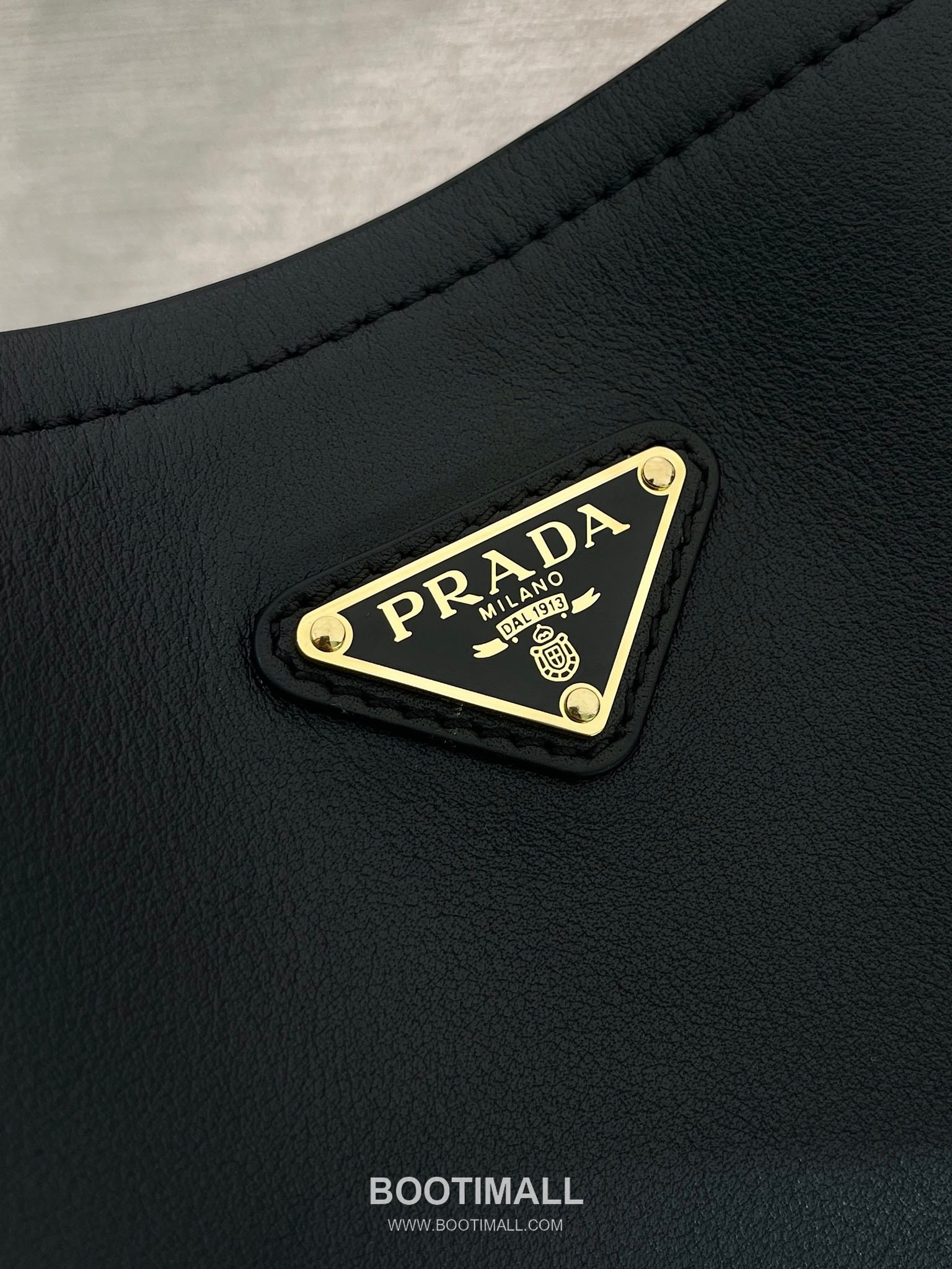 Prada Leather Bucket Bag 1BE080 프라다 레더 버킷백 22.5cm 7
