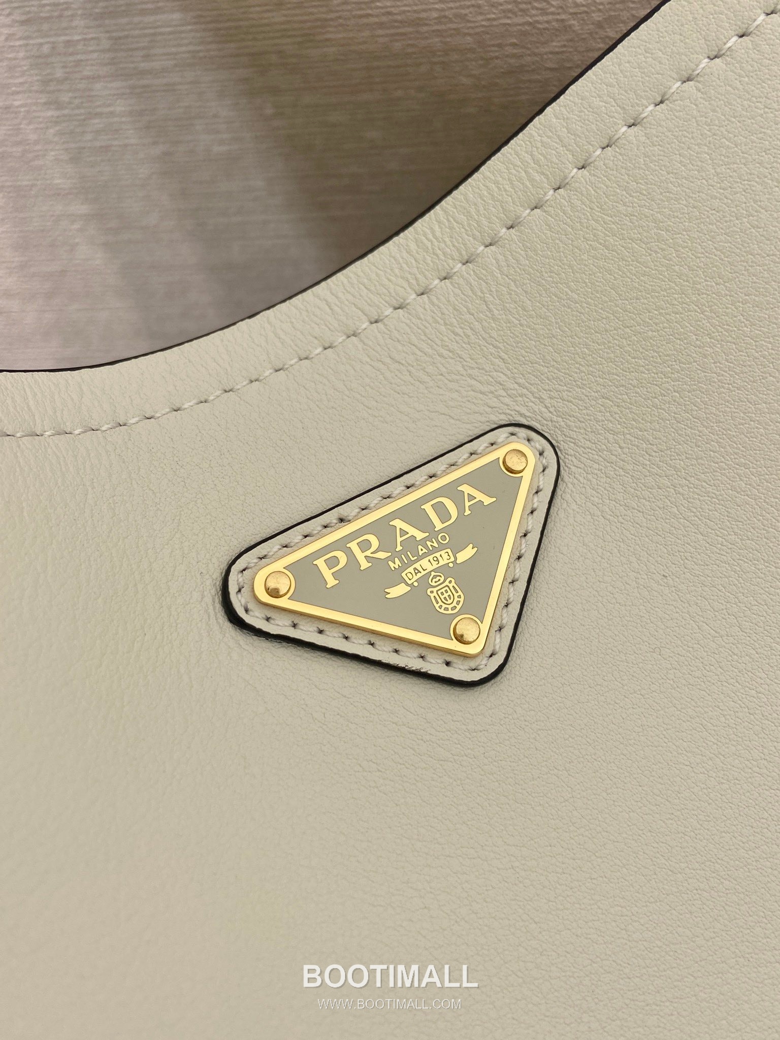 Prada Leather Bucket Bag 1BE080 프라다 레더 버킷백 22.5cm 7