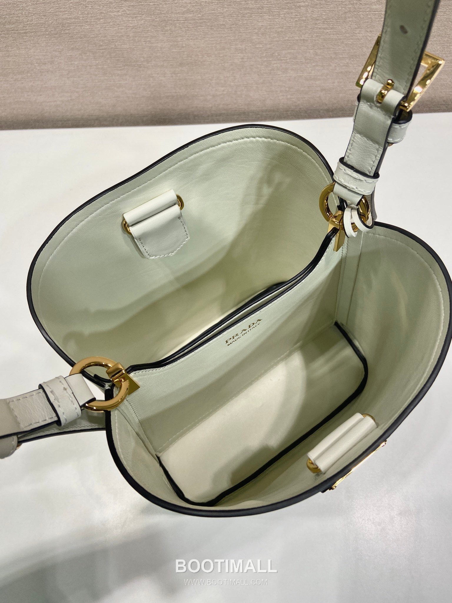 Prada Leather Bucket Bag 1BE080 프라다 레더 버킷백 22.5cm 8