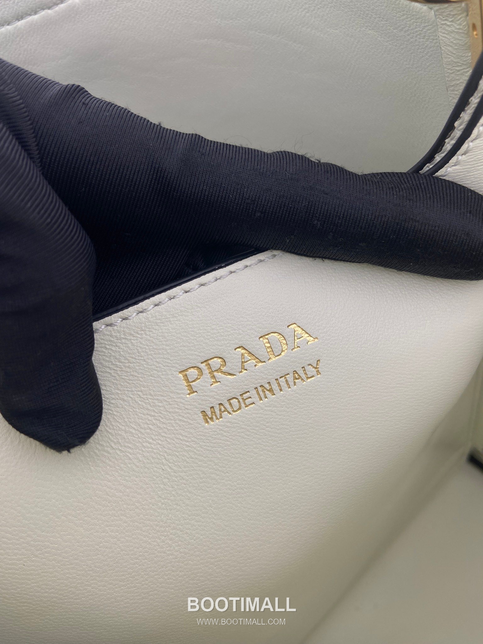 Prada Leather Bucket Bag 1BE080 프라다 레더 버킷백 22.5cm 9