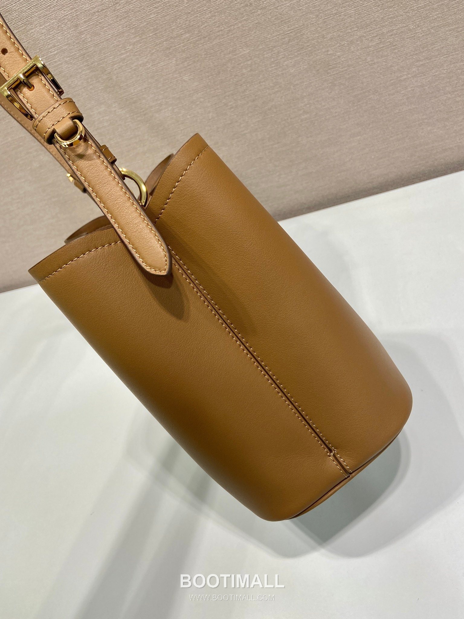 Prada Leather Bucket Bag 1BE080 프라다 레더 버킷백 22.5cm 5