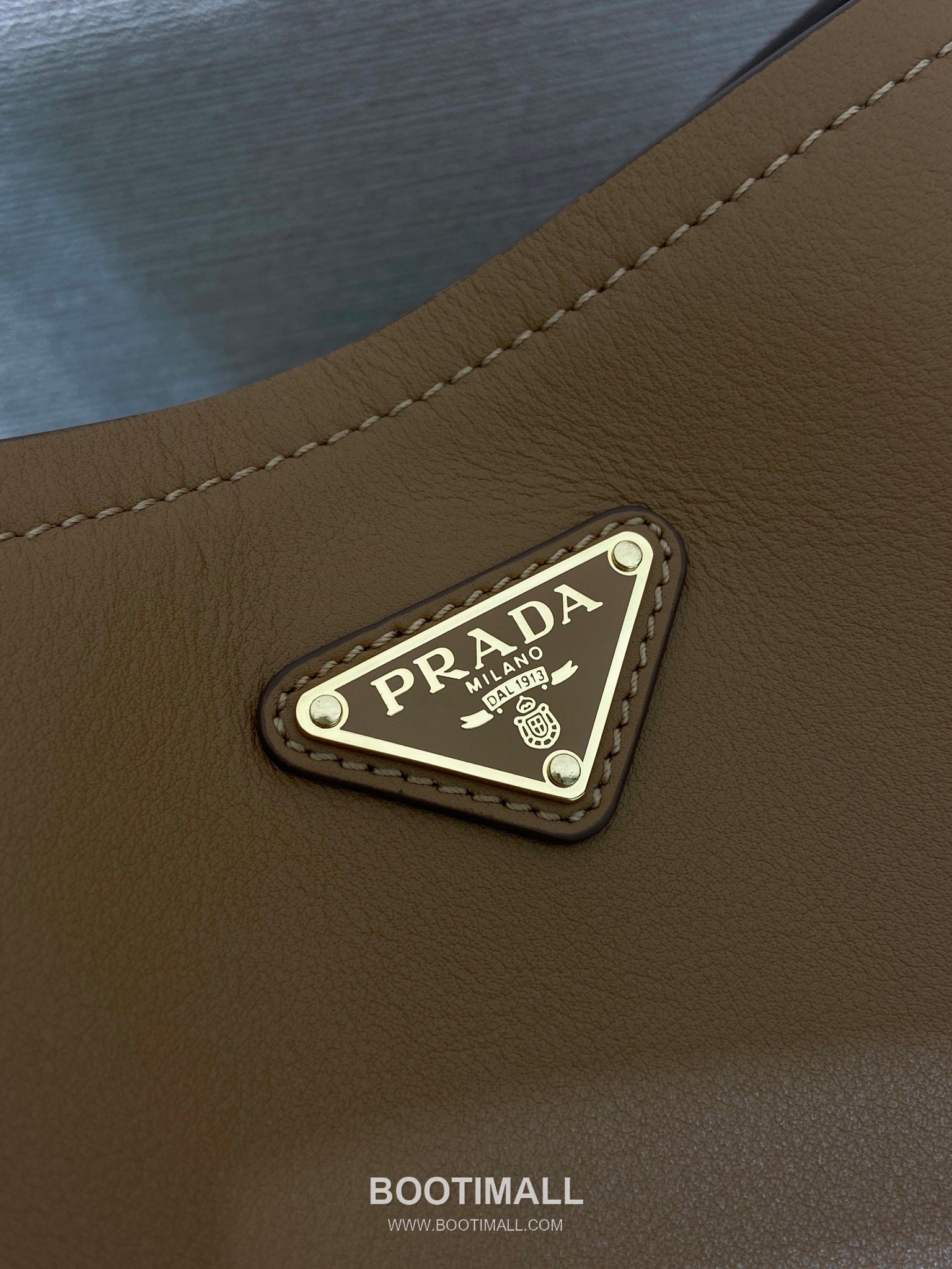 Prada Leather Bucket Bag 1BE080 프라다 레더 버킷백 22.5cm 7