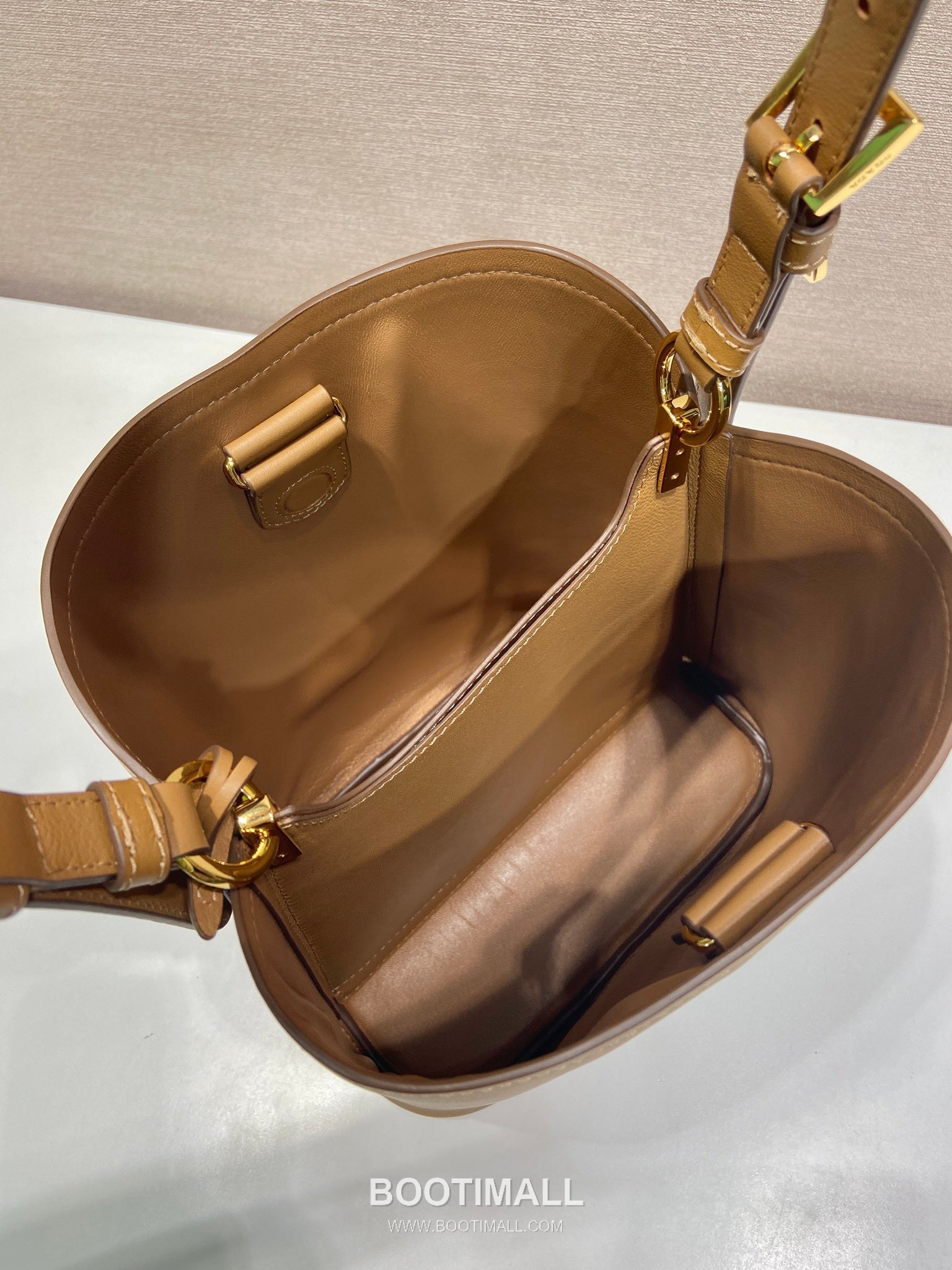 Prada Leather Bucket Bag 1BE080 프라다 레더 버킷백 22.5cm 8