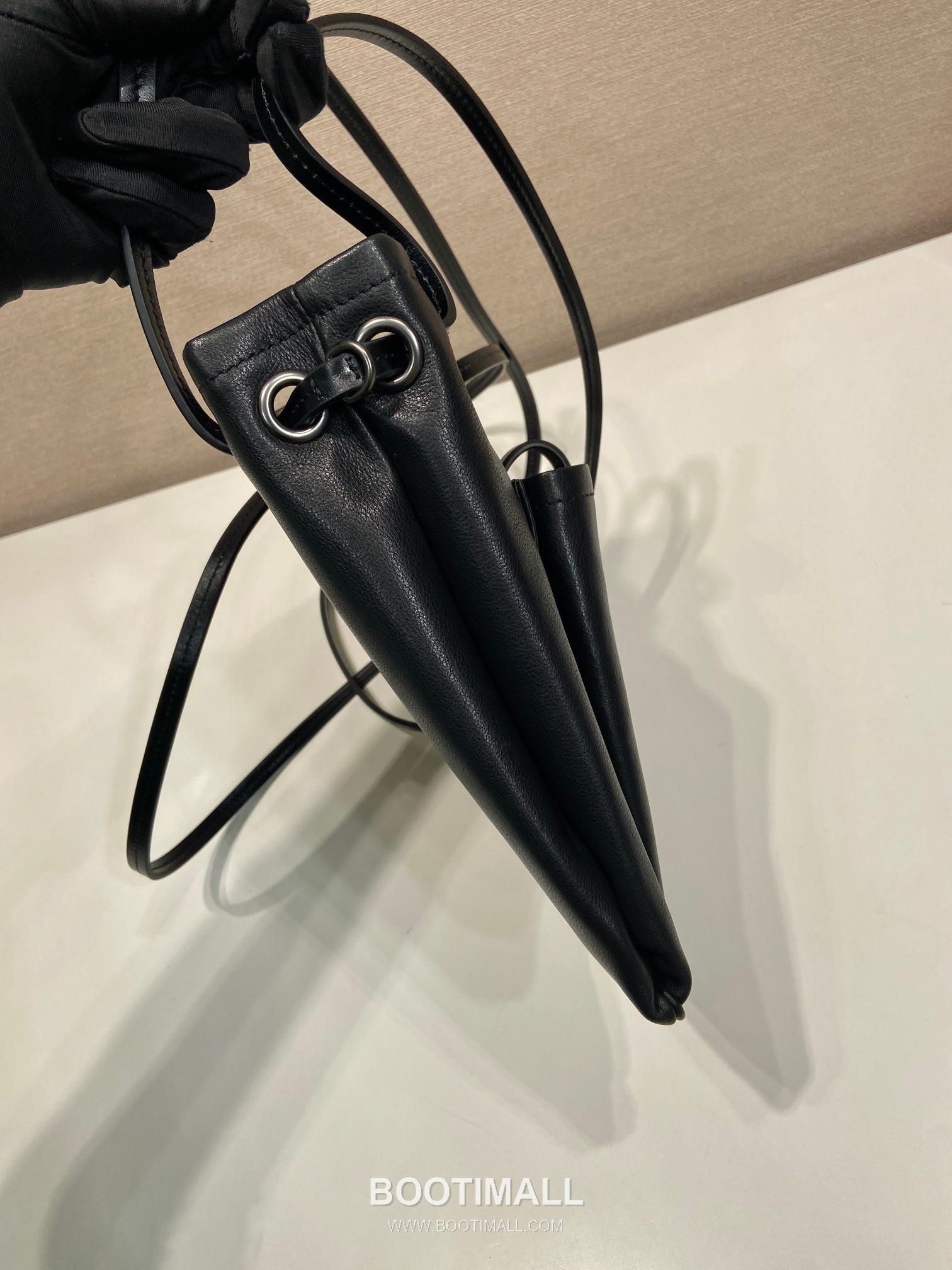 Prada Calfskin Tote Bag with Front Pocket Strap Detail 1BH288 프라다 카프스킨 프론트 포켓 스트랩 토트백 1BH288 25cm 5