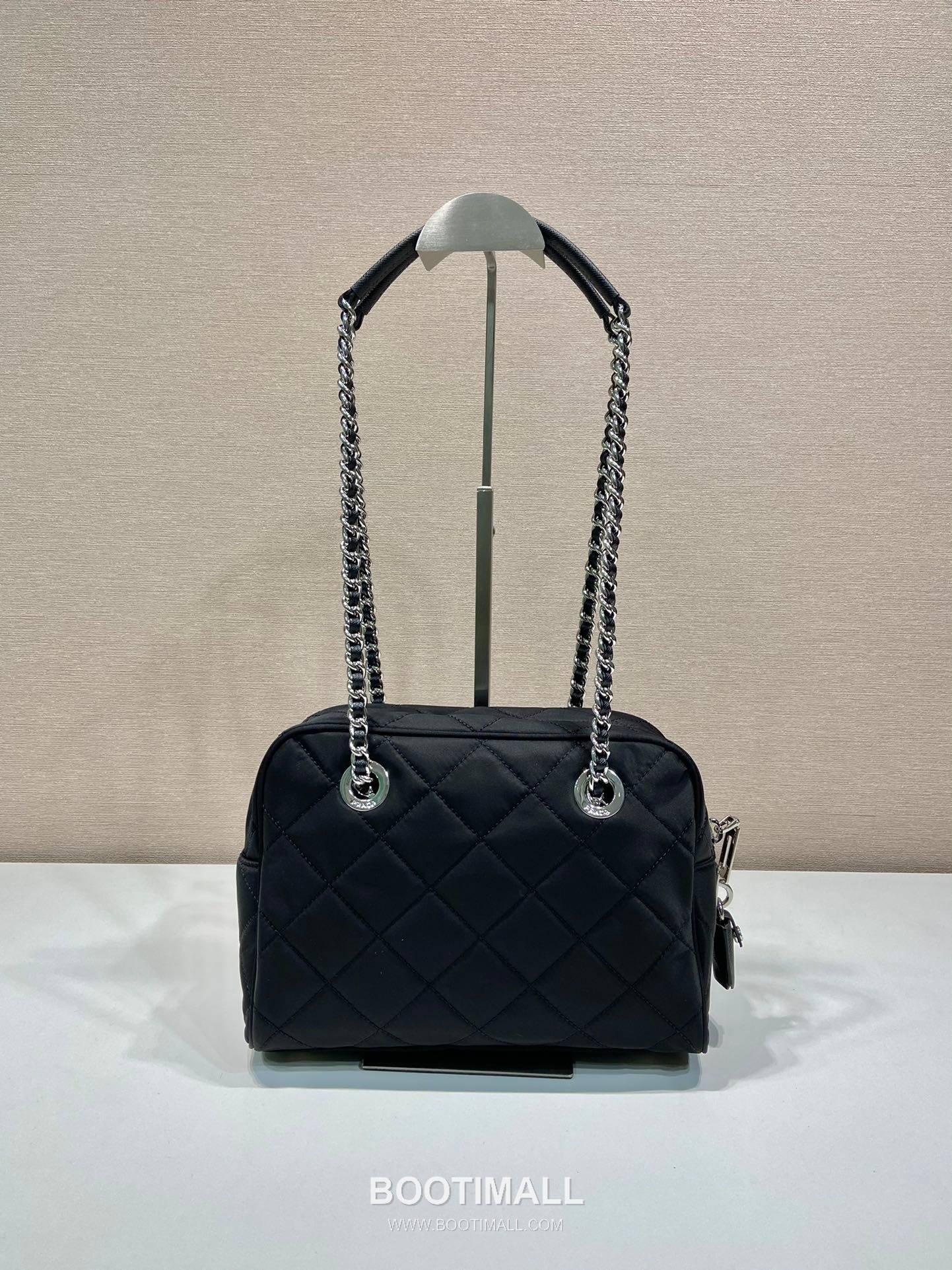 Prada Re-Nylon Camera Bag with Chain Strap Detail 프라다 리나일론 체인 스트랩 카메라백 1BB903 26cm 4