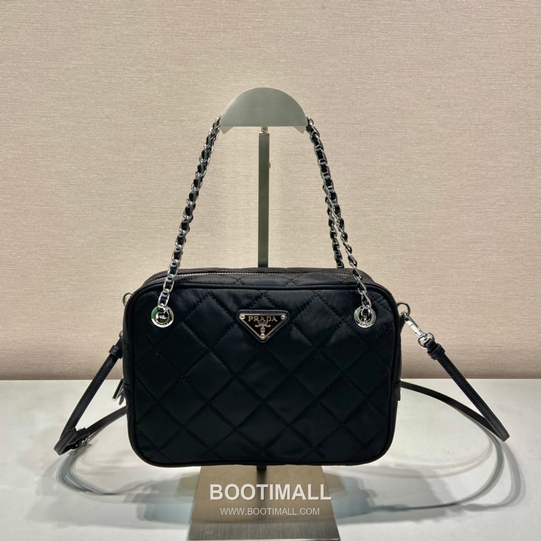 Prada Re-Nylon Camera Bag with Chain Strap Detail 프라다 리나일론 체인 스트랩 카메라백 1BD642 22cm 1