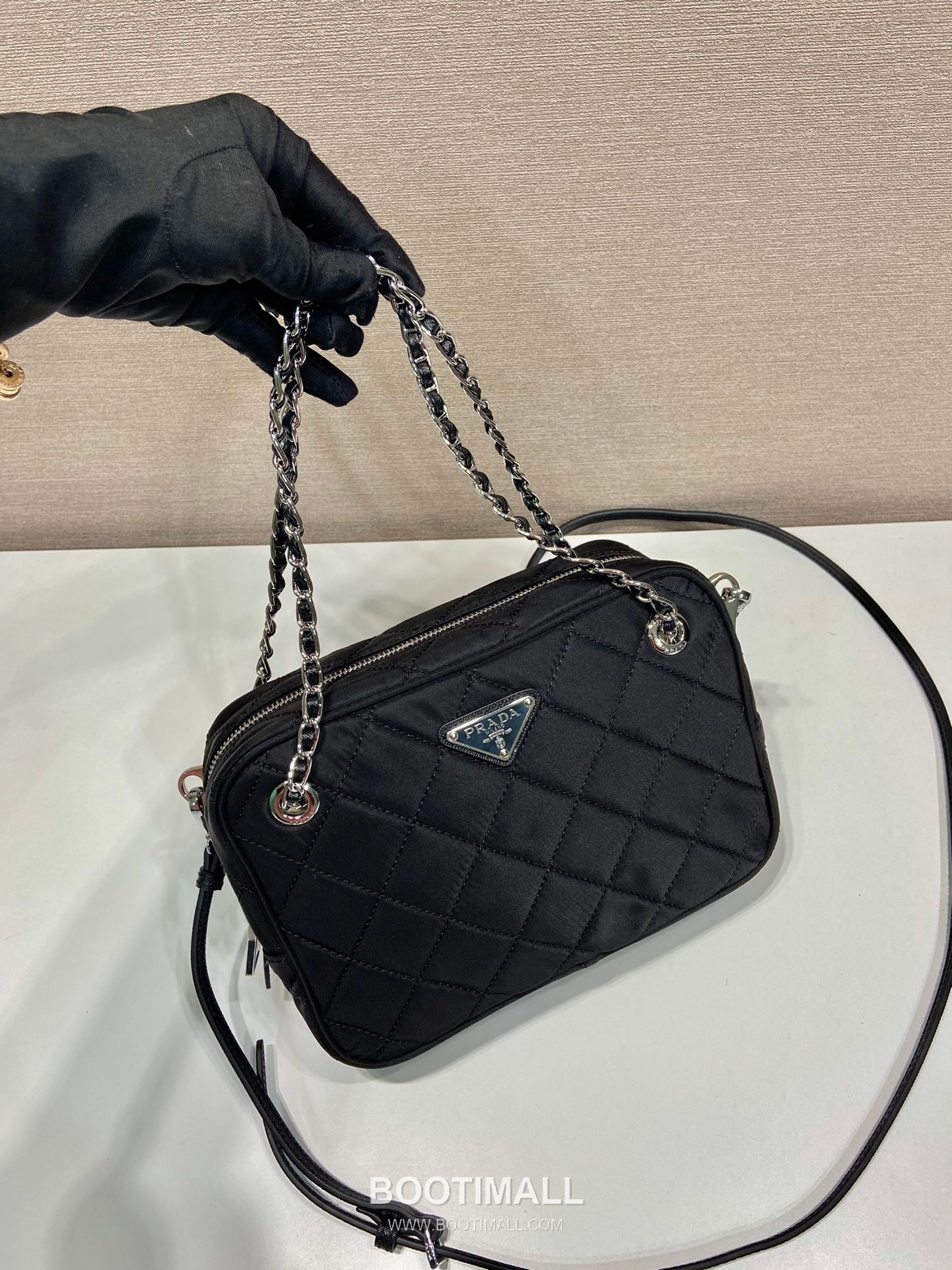Prada Re-Nylon Camera Bag with Chain Strap Detail 프라다 리나일론 체인 스트랩 카메라백 1BD642 22cm 2