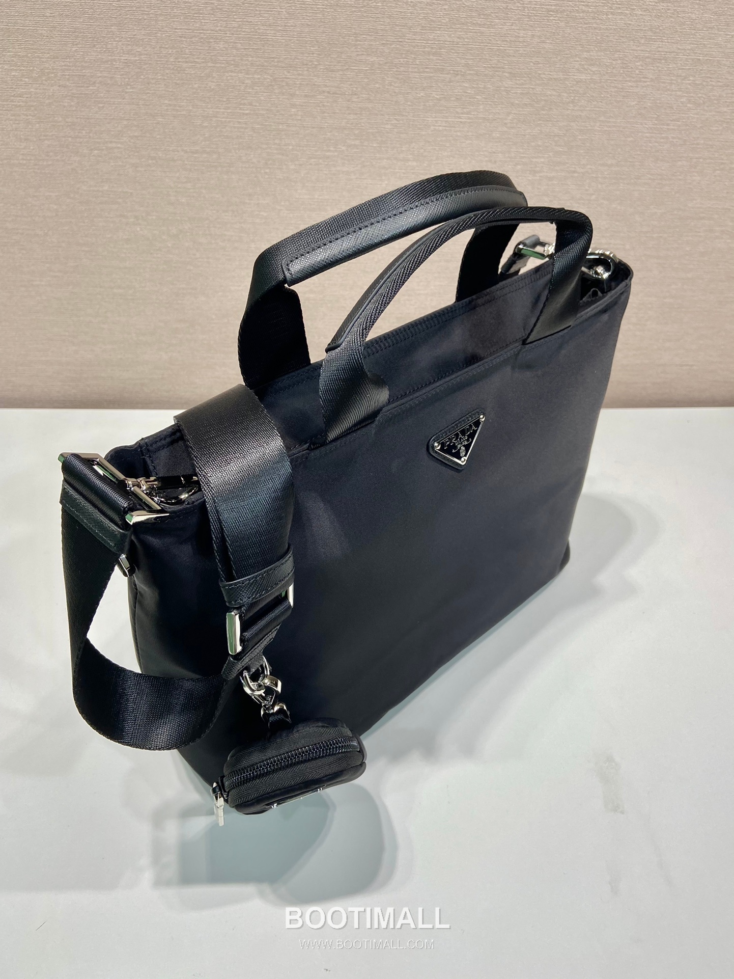 Prada Re-Nylon Briefcase Tote Bag with Adjustable Strap Detail 프라다 리나일론 스트랩 브리프케이스 토트백 1BG876A 34cm 3