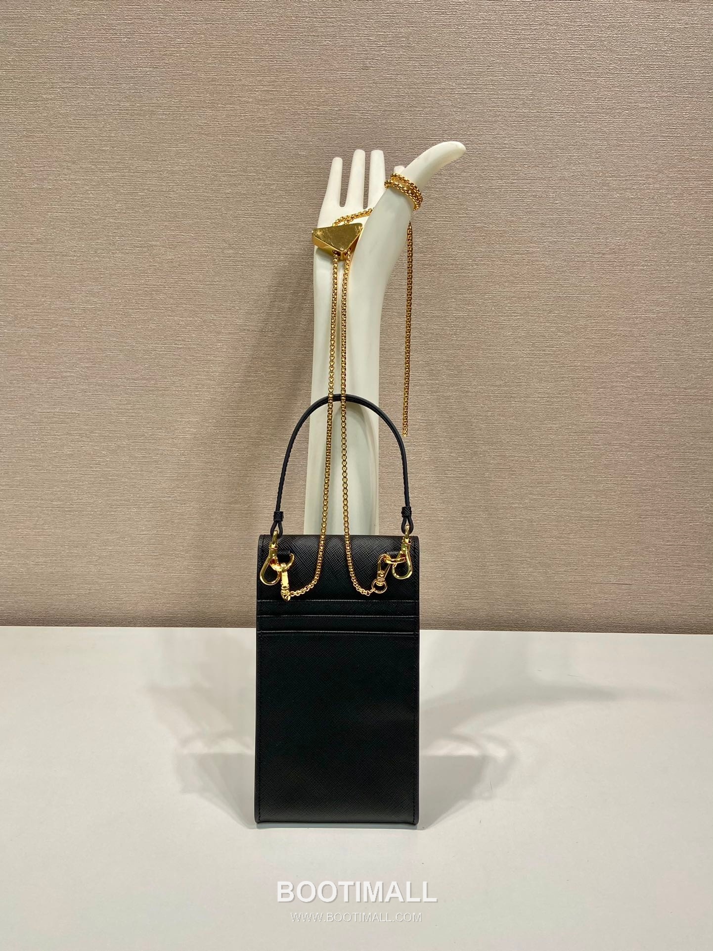 Prada Saffiano Leather Phone Crossbody Bag with Triangle Logo Lock Detail 프라다 사피아노 가죽 트라이앵글 로고 락 디테일 폰 크로스바디백 1BP050 10.5cm 4