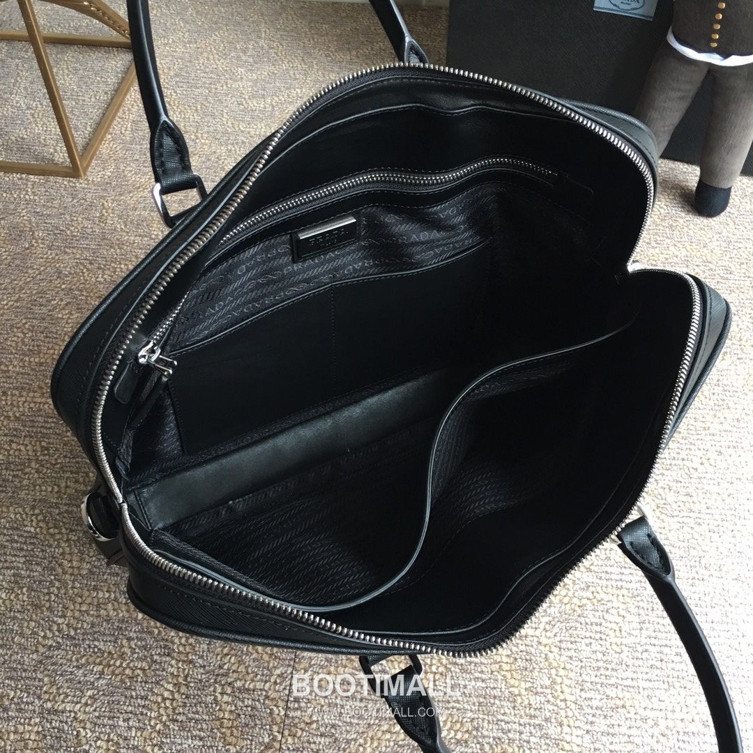 Prada Saffiano Leather Briefcase Clutch Bag with Triangle Logo Detail 프라다 사피아노 가죽 트라이앵글 로고 브리프케이스 클러치백 36.5cm 7