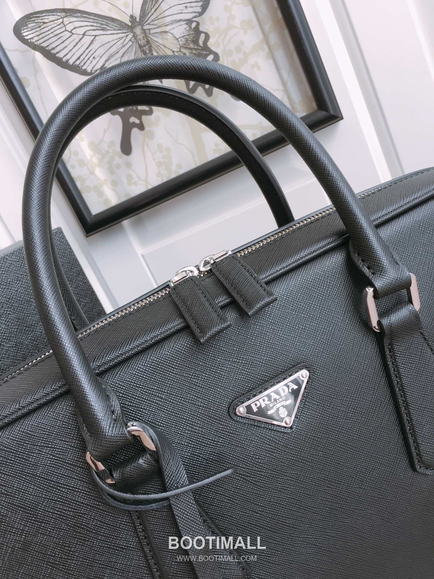 Prada Saffiano Leather Briefcase Tote Bag with Detachable Nylon Strap and Dual Zip Detail 프라다 사피아노 가죽 탈부착 나일론 스트랩 듀얼 지퍼 브리프케이스 토트백 2VE011 36cm 2