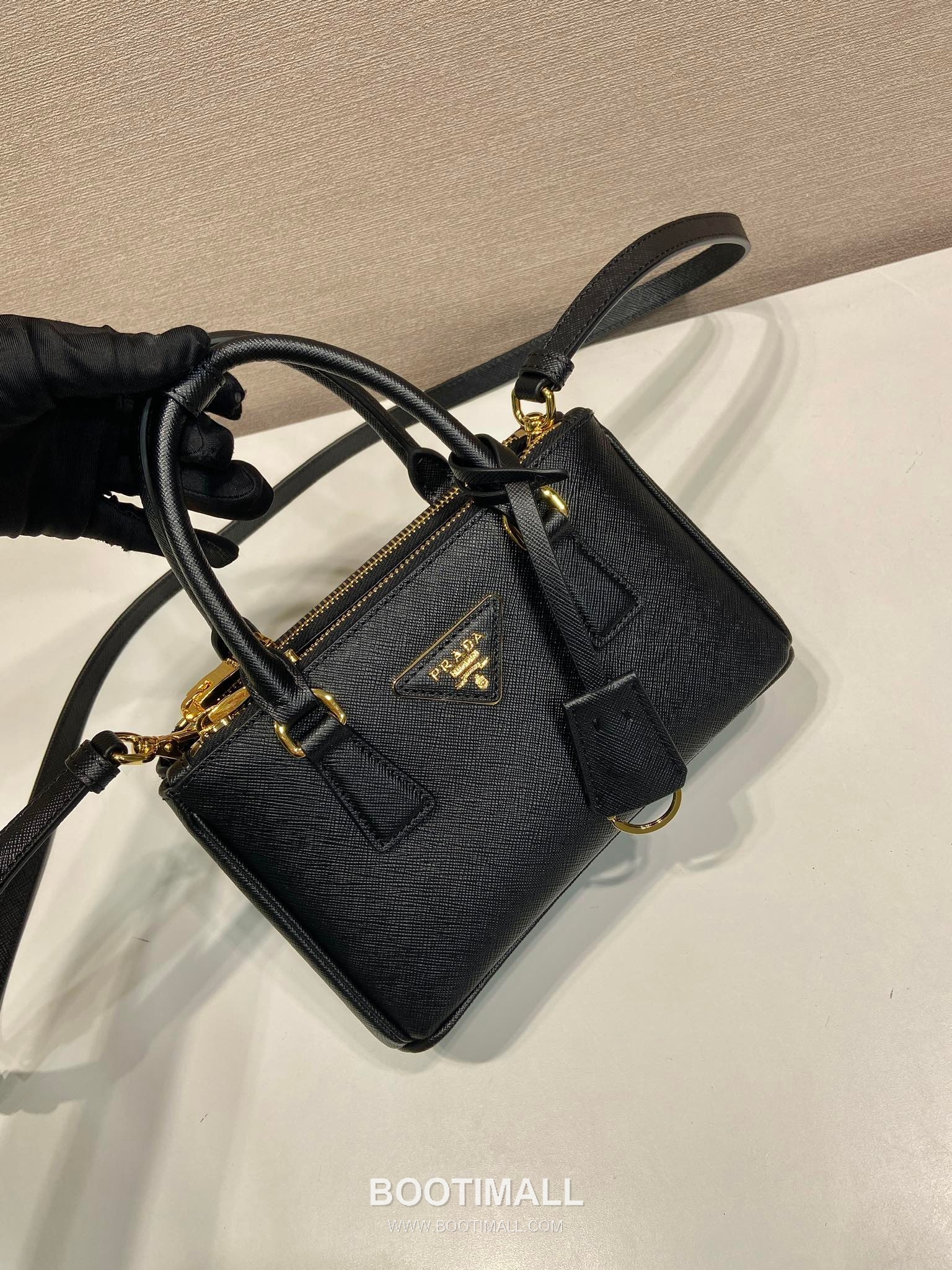 Prada Galleria Saffiano Leather Mini Tote Bag with Triangle Logo and Strap Detail 프라다 갤러리아 사피아노 가죽 트라이앵글 로고 스트랩 미니 토트백 1BA916 21cm 3