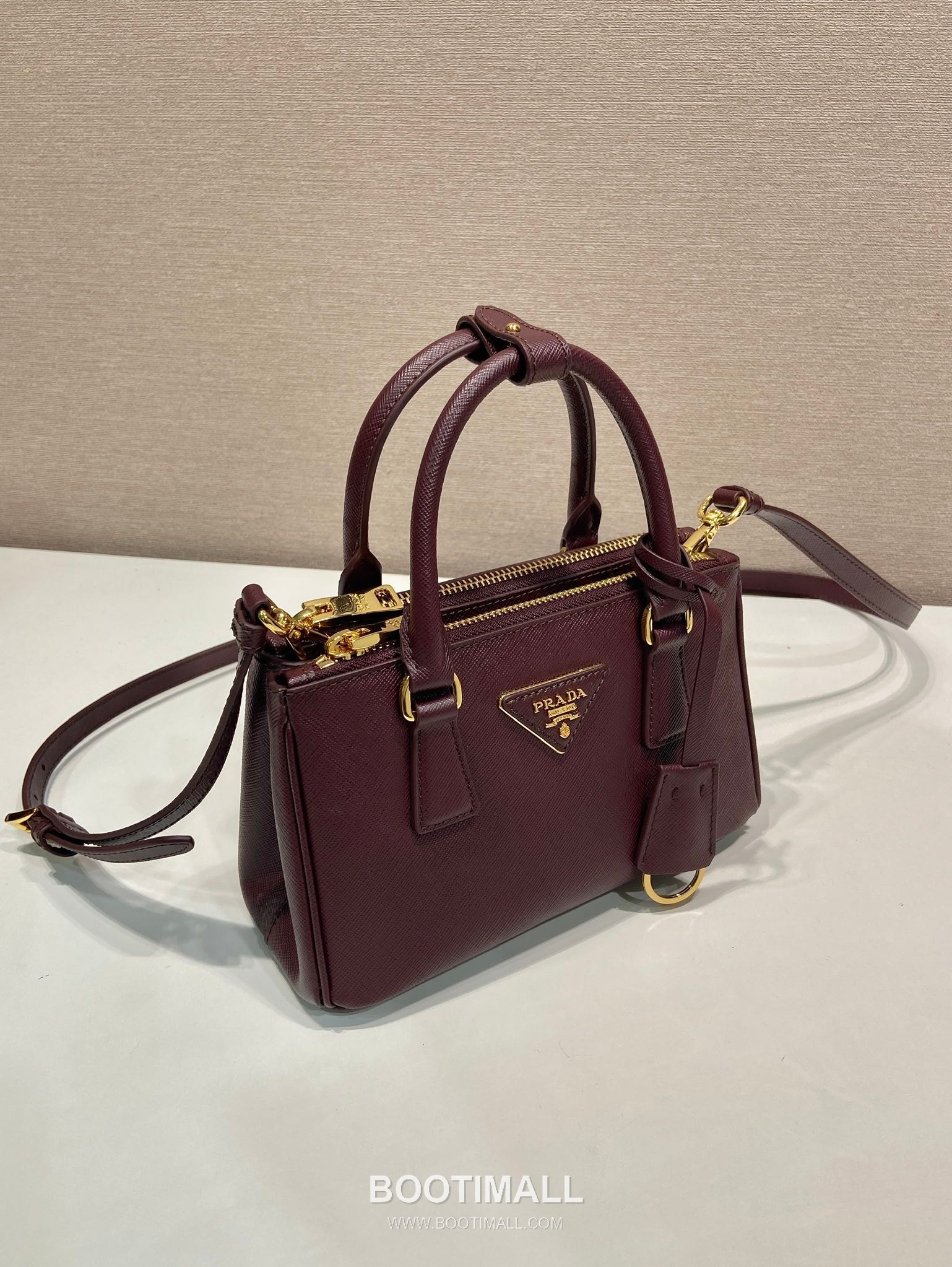 Prada Galleria Saffiano Leather Mini Tote Bag with Triangle Logo and Strap Detail 프라다 갤러리아 사피아노 가죽 트라이앵글 로고 스트랩 미니 토트백 1BA916 21cm 3