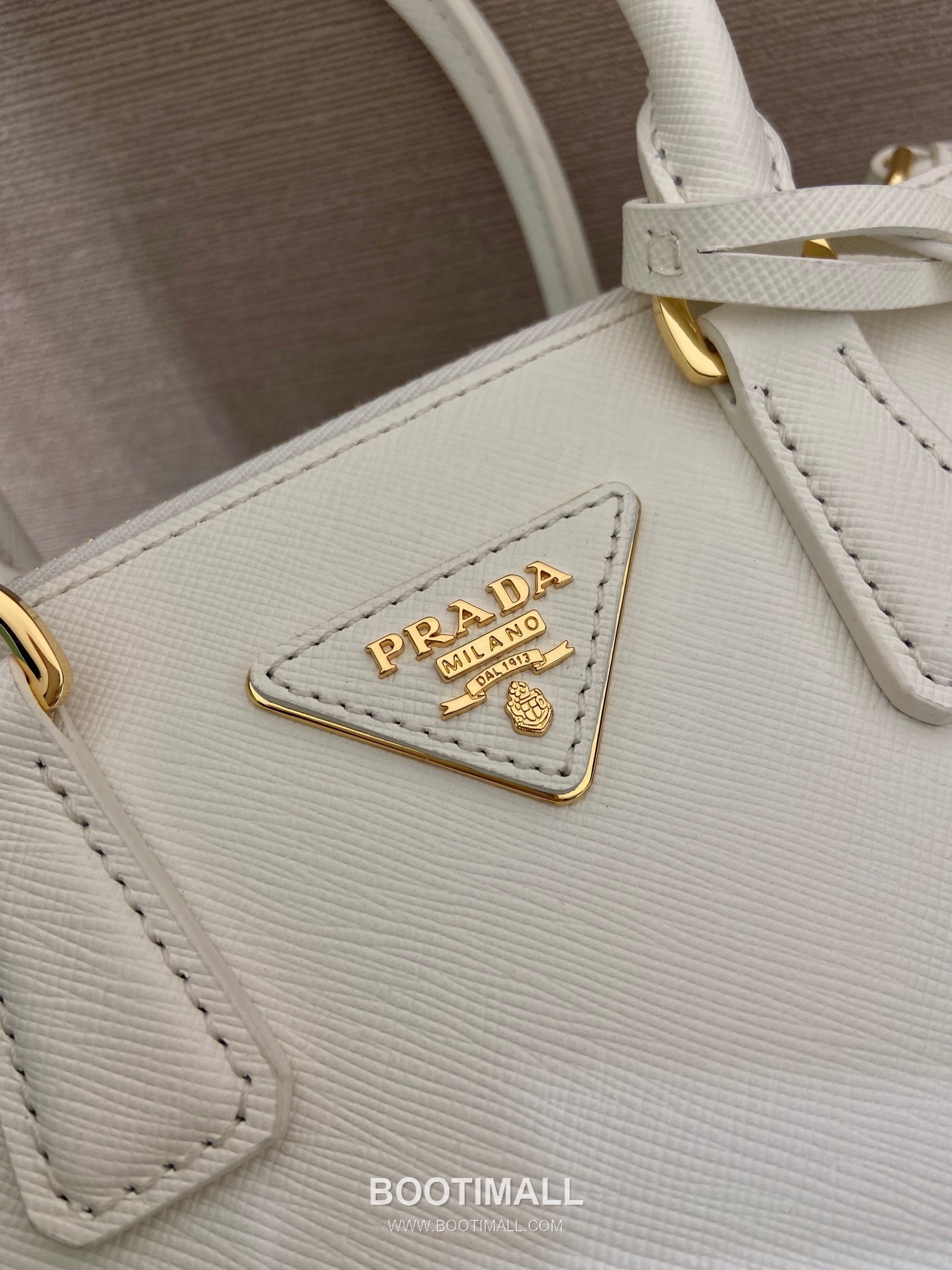Prada Galleria Saffiano Leather Mini Tote Bag with Triangle Logo and Strap Detail 프라다 갤러리아 사피아노 가죽 트라이앵글 로고 스트랩 미니 토트백 1BA916 21cm 7