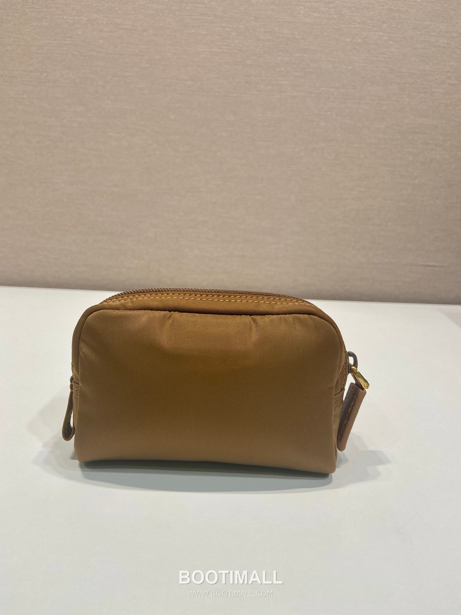 Prada Re-Nylon Mini Pouch Clutch Bag with Zip Closure Detail 프라다 리나일론 지퍼 클로저 미니 파우치 클러치백 1NA339 12cm 5