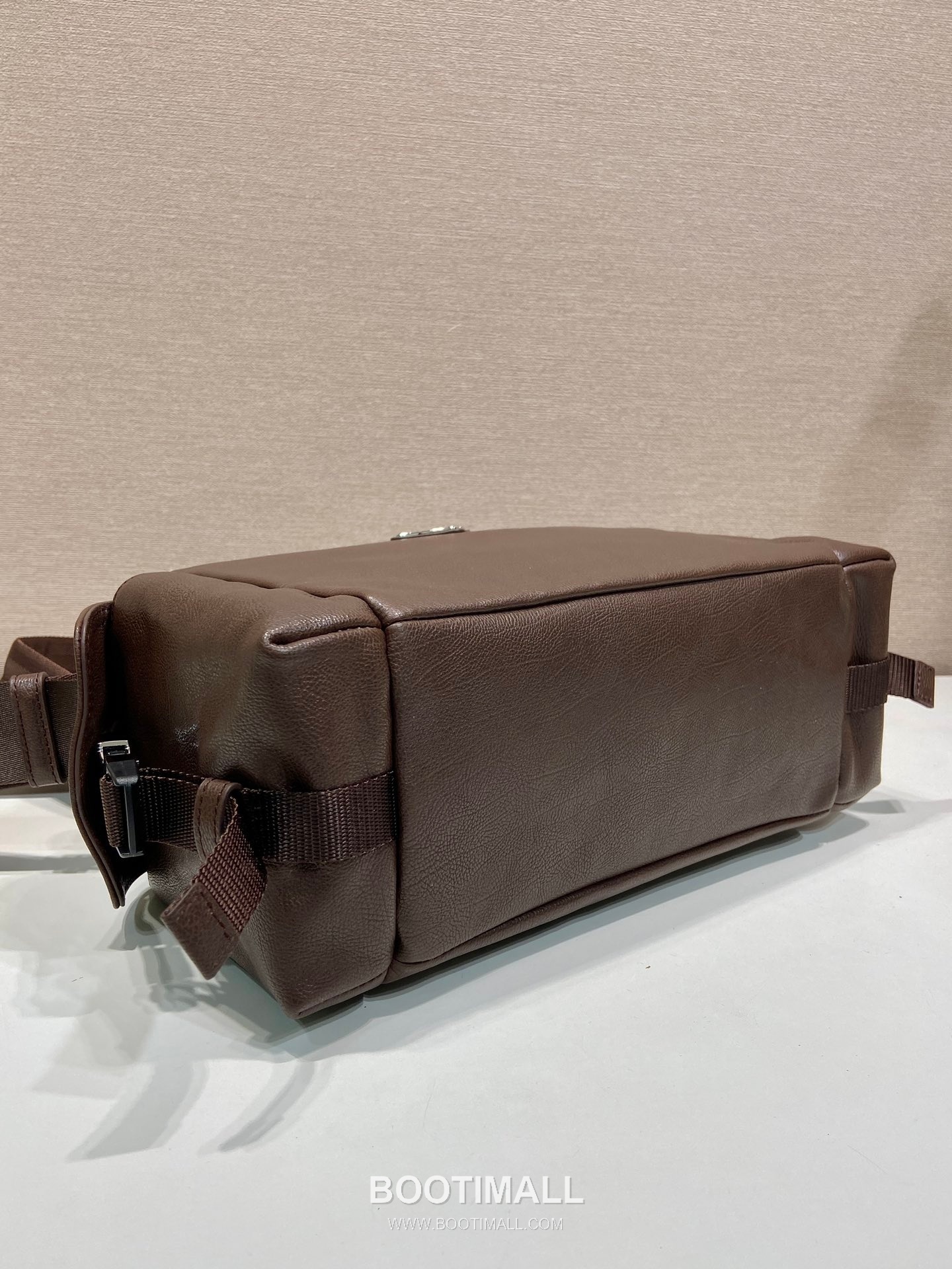 Prada Explore Calfskin Hobo Shoulder Bag with Dual Zip Pocket and Strap Detail 프라다 익스플로어 카프스킨 듀얼 지퍼 포켓 스트랩 호보 숄더백 2VH206 31cm 6