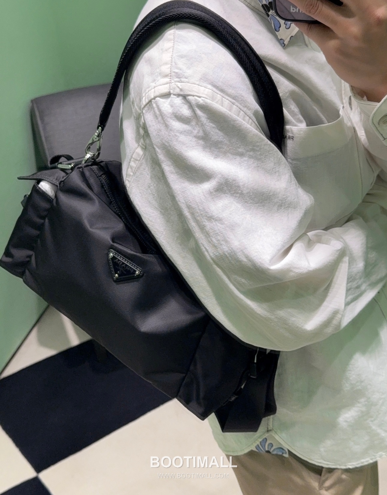 Prada Explore Re-Nylon Hobo Shoulder Bag with Dual Zip Pocket and Strap Detail 프라다 익스플로어 리나일론 듀얼 지퍼 포켓 스트랩 호보 숄더백 2VH206 31cm 1