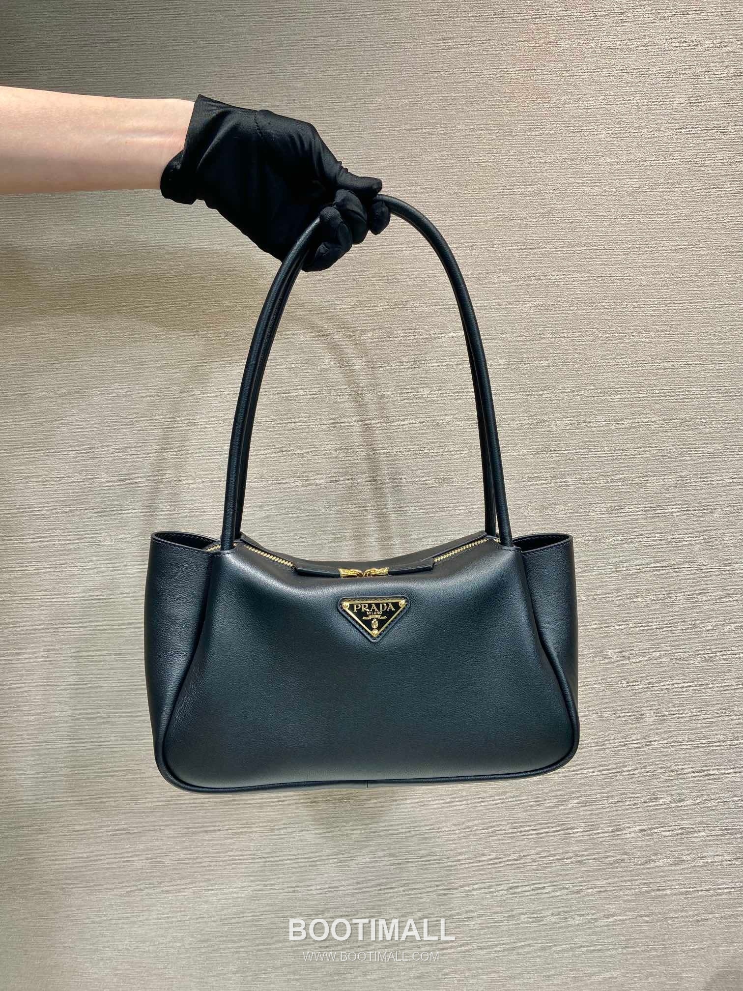 Prada Calfskin Shoulder Tote Bag with Dual Compartment and Strap Detail 프라다 카프스킨 듀얼 컴파트먼트 스트랩 숄더 토트백 1BA444 28cm 1
