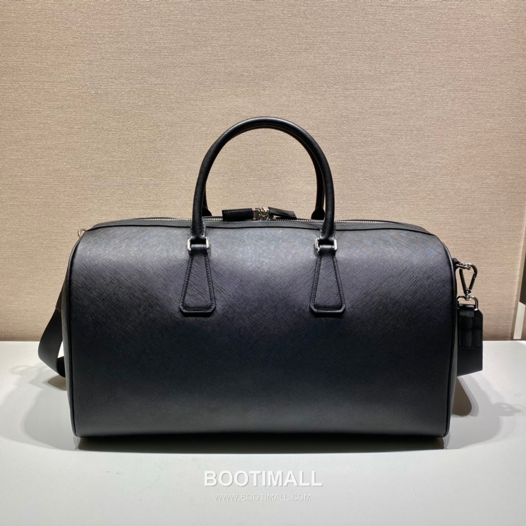 Prada Saffiano Leather Travel Duffle Bag with Wrap Zip and Lock Detail 프라다 사피아노 가죽 랩어라운드 지퍼 락 디테일 트래블 더플백 2VC018 50cm 4