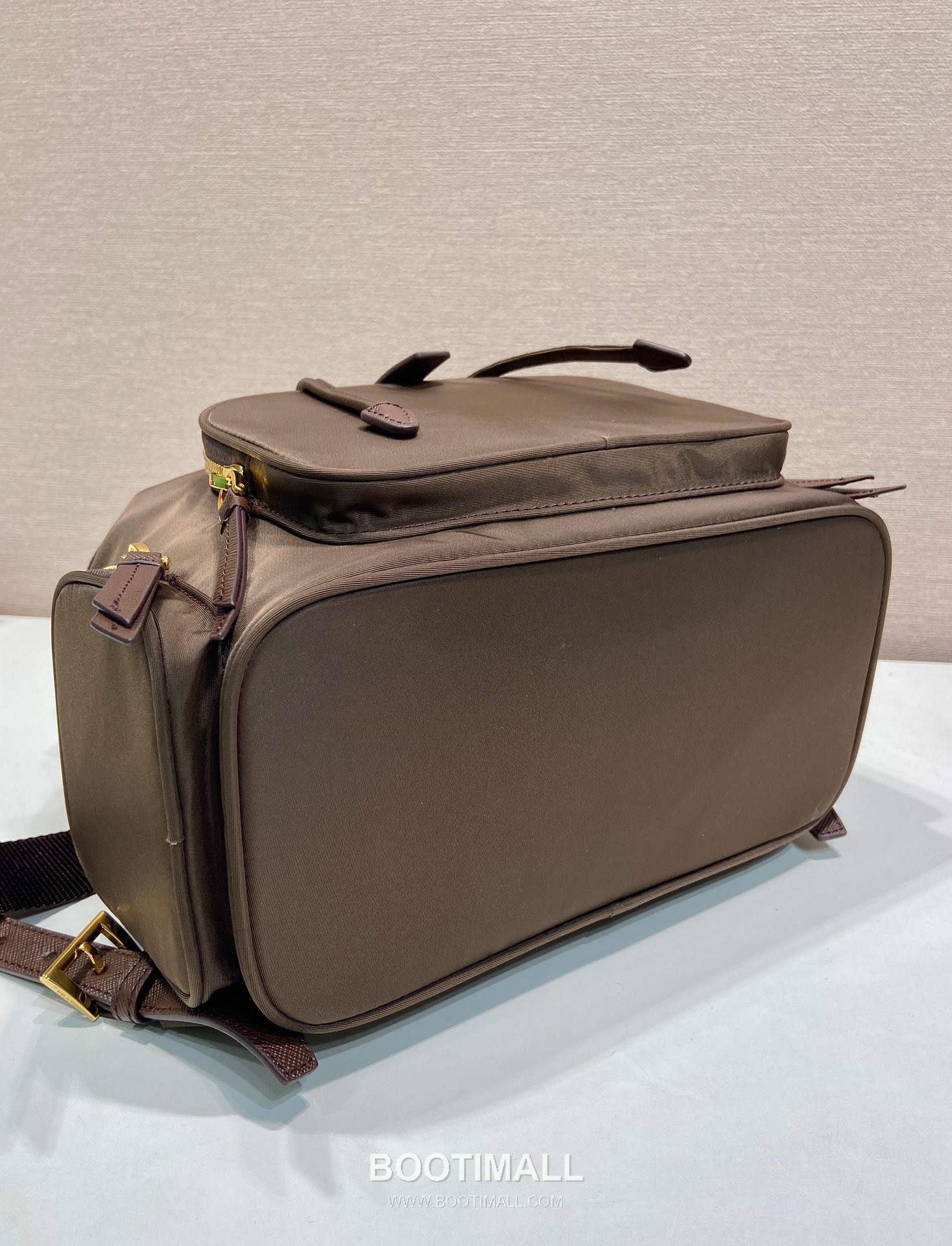 Prada Re-Nylon Backpack with Flap Drawstring Closure and Triple Zip Pocket Detail 프라다 리나일론 플랩 드로우스트링 트리플 지퍼 포켓 백팩 1BZ081 24.5cm 6