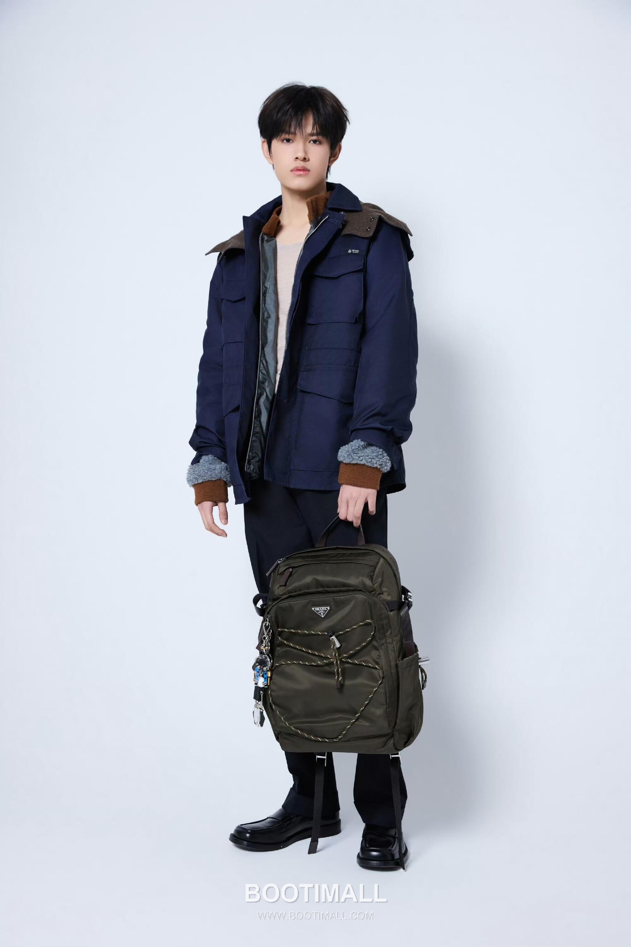 Prada Re-Nylon Backpack with Multi Pocket and Drawcord Detail 프라다 리나일론 멀티 포켓 드로우코드 디테일 백팩 2VZ122 29cm 2