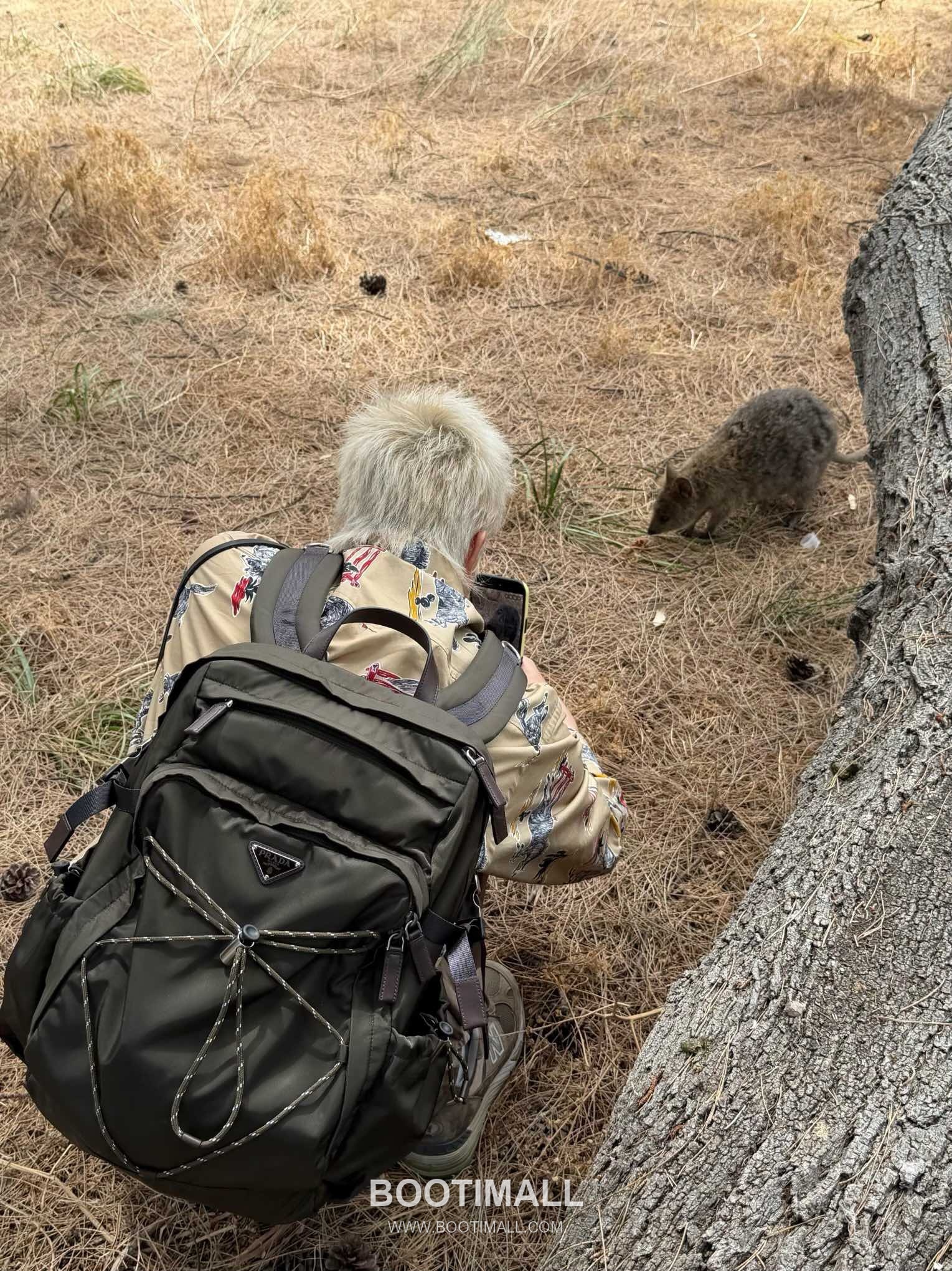 Prada Re-Nylon Backpack with Multi Pocket and Drawcord Detail 프라다 리나일론 멀티 포켓 드로우코드 디테일 백팩 2VZ122 29cm 3